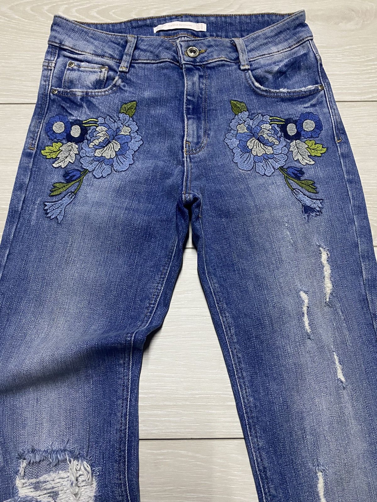 Rhude × Zara Zara Trafaluc Denim Wear Strech Embroidered Frayer Leg Jeans Size 26" / US 2 / IT 38 - 3 Thumbnail