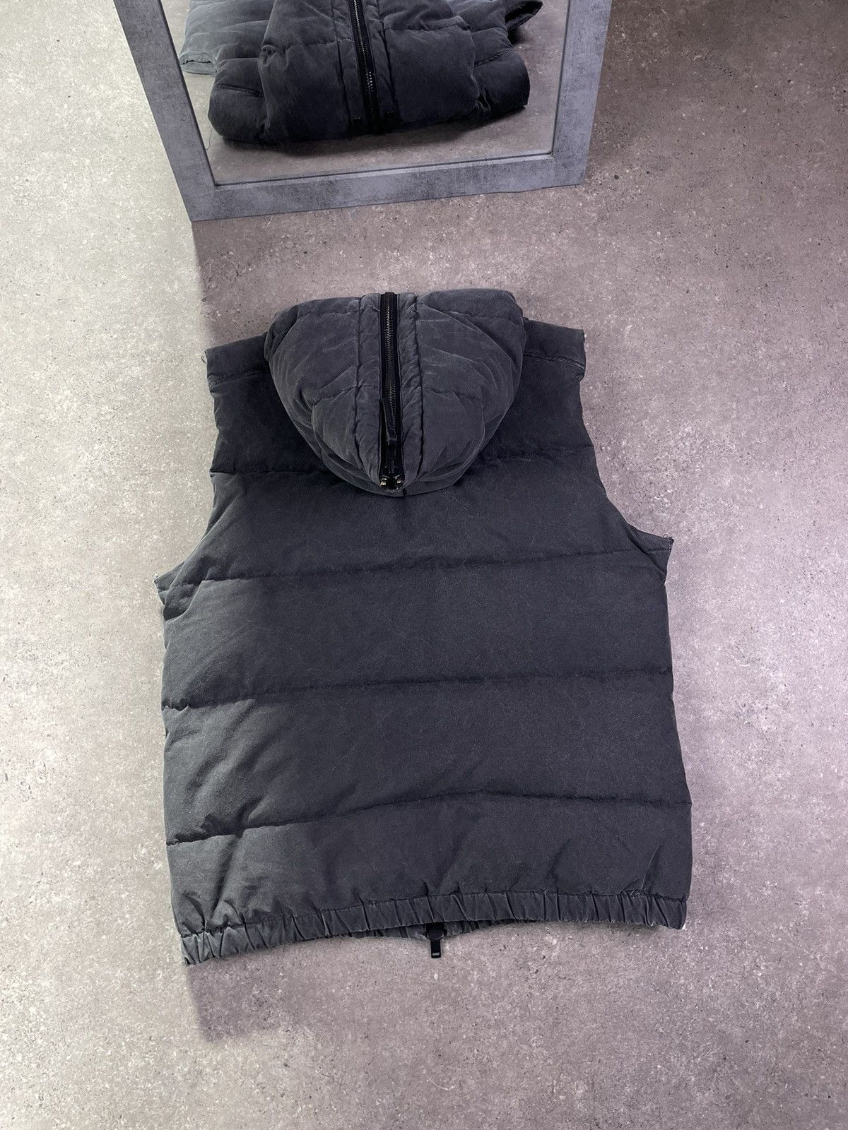 Allsaints Y2K Allsaints Vintage Washed Down Puffer Full Zip Vest Size US M / EU 48-50 / 2 - 4 Thumbnail