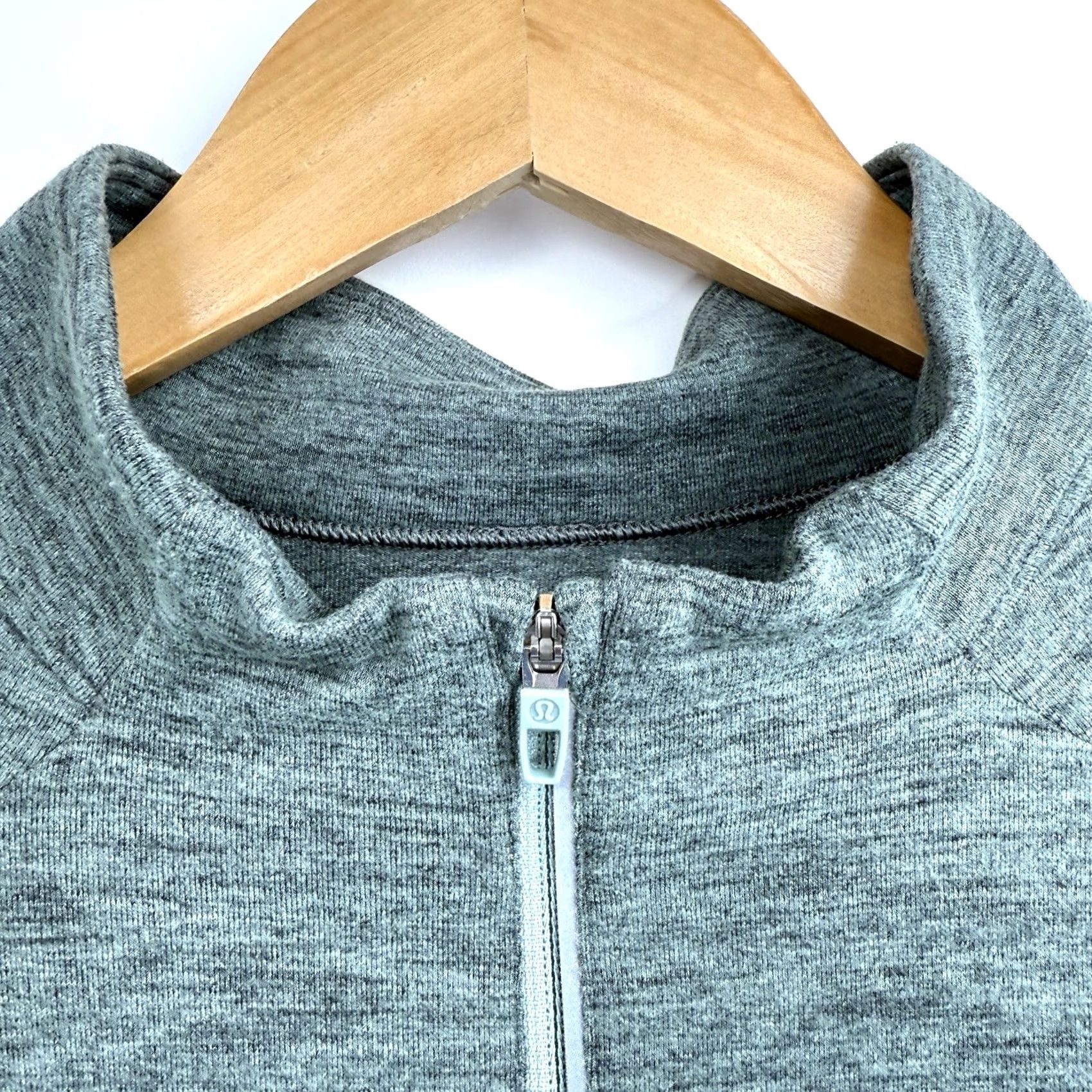 Lululemon Lululemon Half Zip Mens M Heather Green Pullover Athleisure Running Stretch Shirt Size US M / EU 48-50 / 2 - 3 Thumbnail