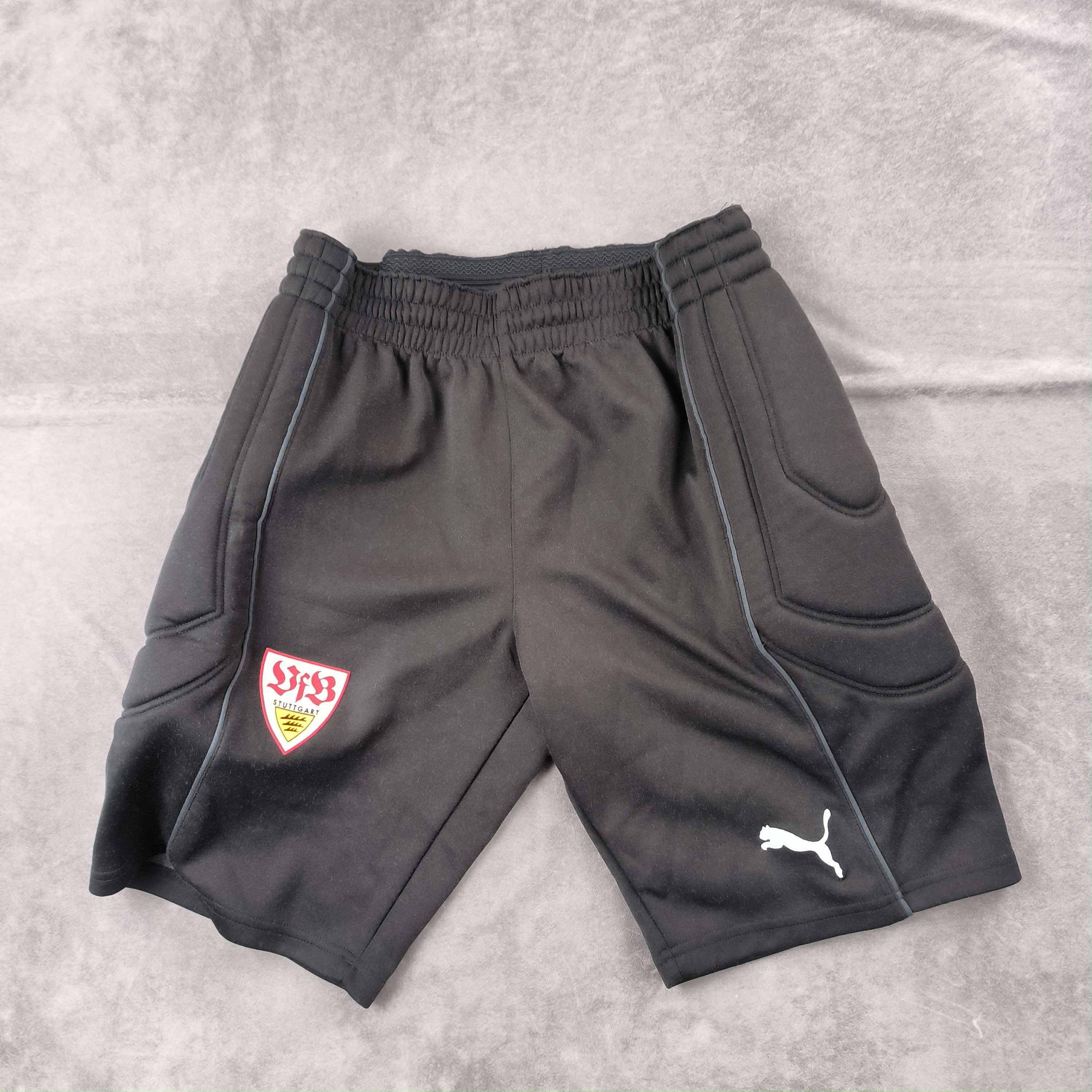 Puma Stuttgart Puma padded football shorts size M Size US 32 / EU 48 - 1 Thumbnail