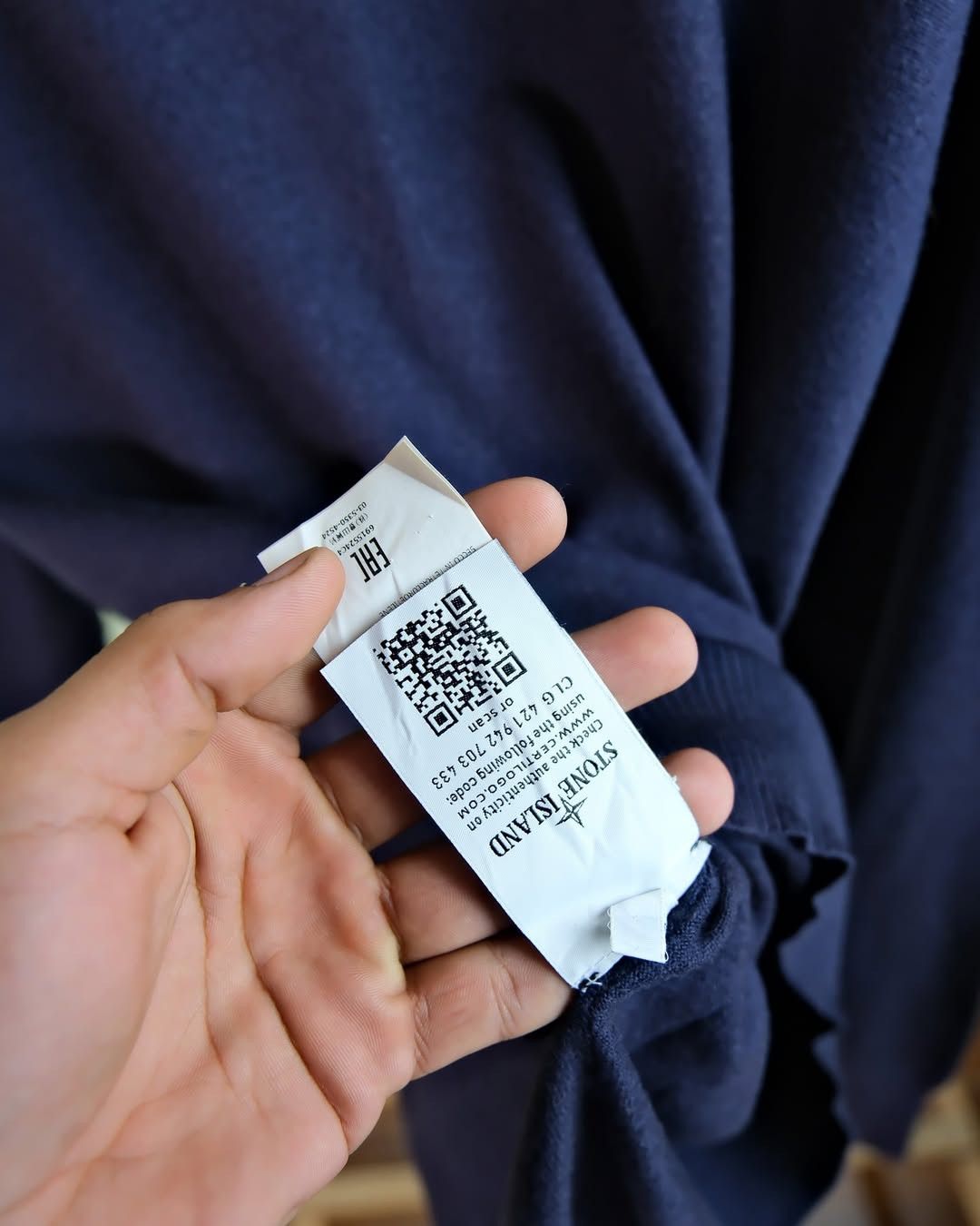 Stone Island × Vintage Y2k Stone Island Tag Blue Sweatshirt Size US M / EU 48-50 / 2 - 7 Thumbnail