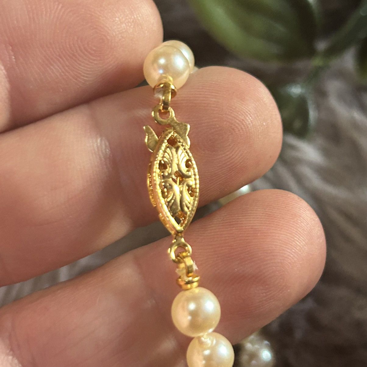 Vintage Vintage 70s-80s hand knotted bright cream pearl necklace Size ONE SIZE - 7 Thumbnail