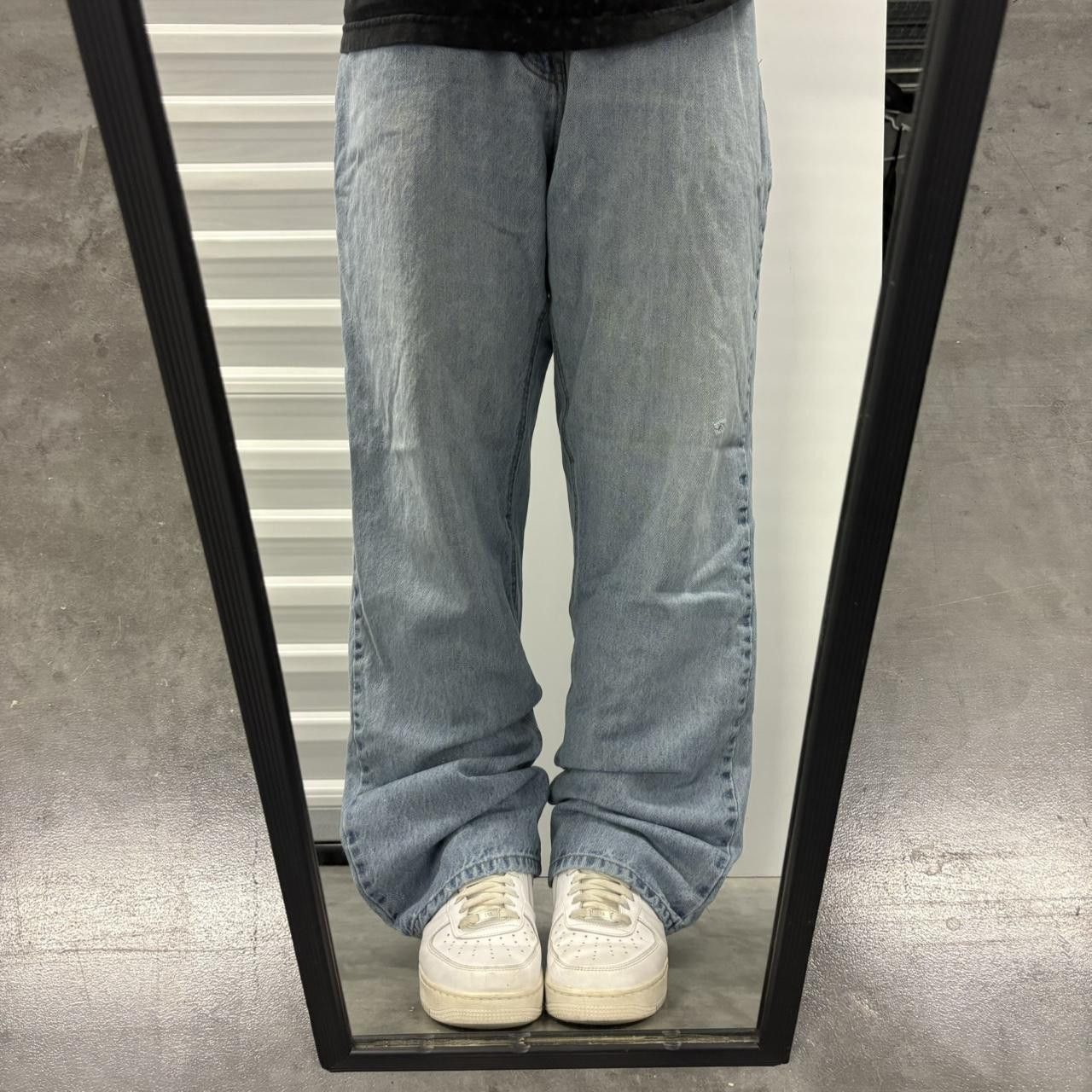 Vintage Crazy Vintage Y2K/2000s Super Baggy Skater Style Steve and Barrys Light Wash Denim Jeans! Size US 36 / EU 52 - 1 Thumbnail