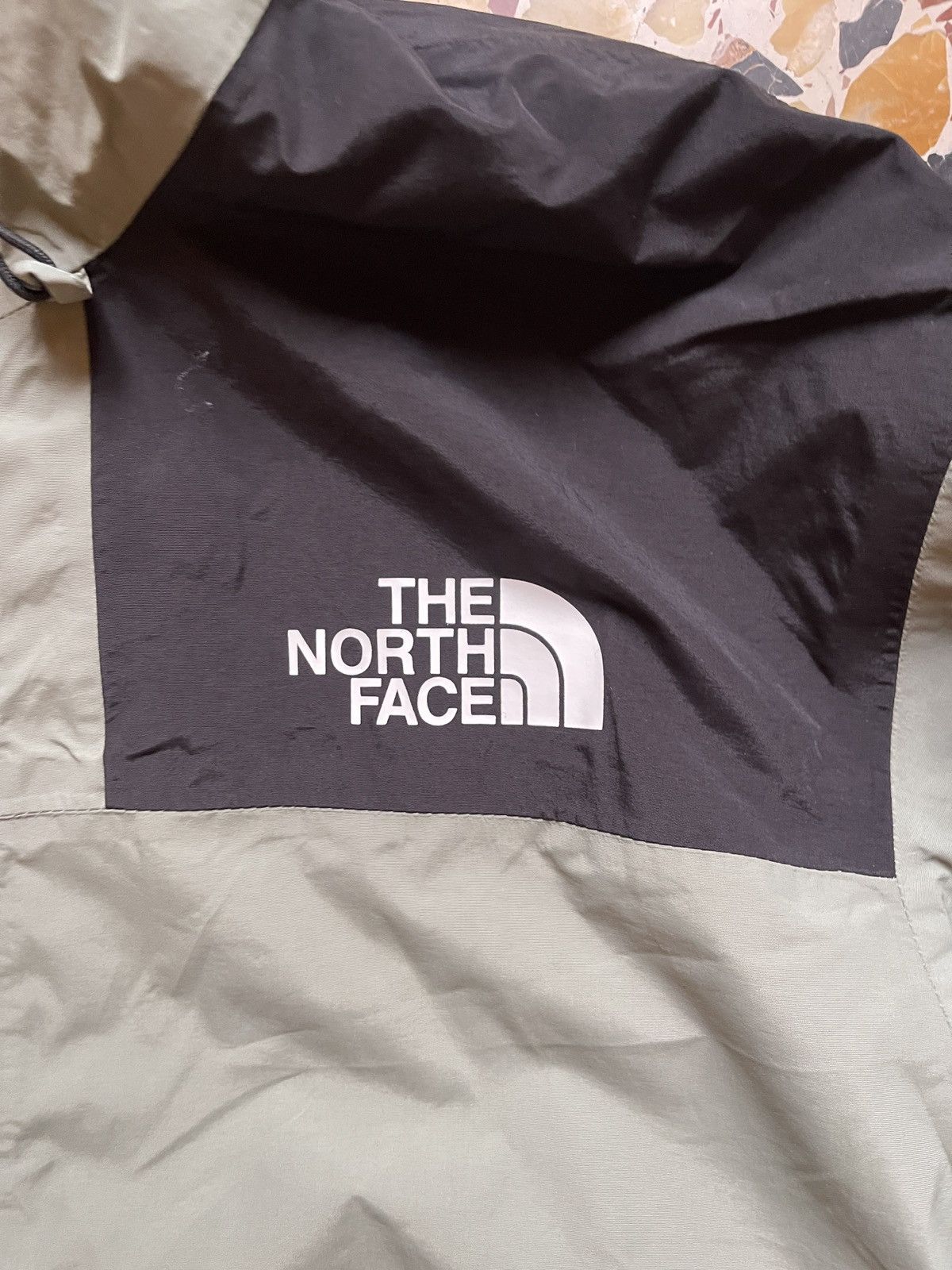 The North Face The North Face Khaki Shell Raincoat Jacket Size US L / EU 52-54 / 3 - 10 Thumbnail