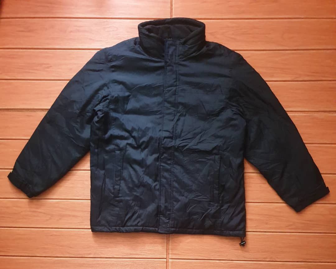 Uniqlo Uniqlo black colour puffer jacket Size US L / EU 52-54 / 3 - 1 Thumbnail