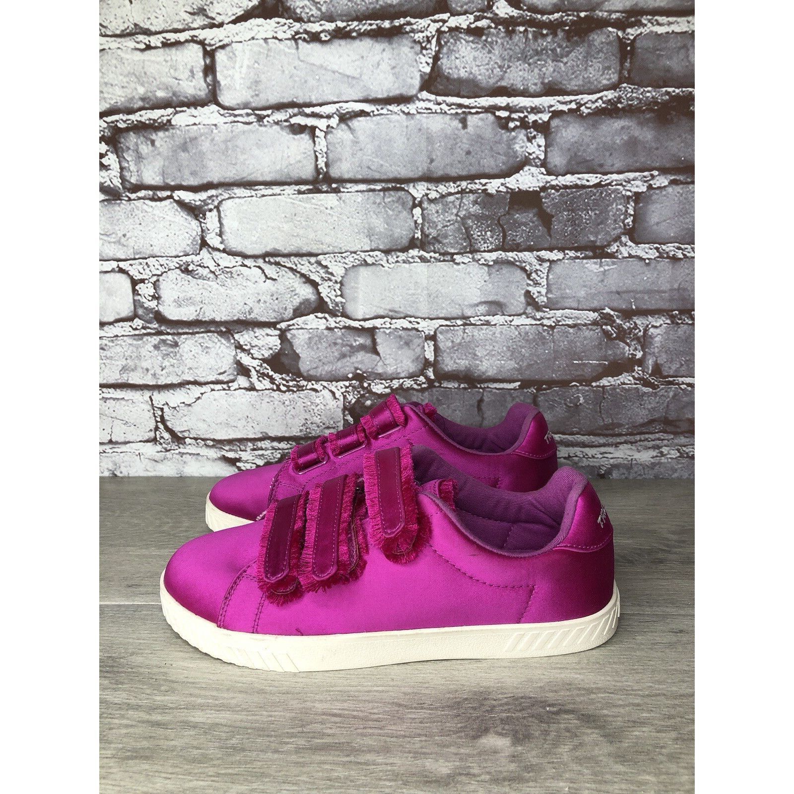 Tretorn TRETORN NEW Women's Carry 2 Casual Sneakers Shoes TEDO 7.5M Size US 7.5 / IT 37.5 - 1 Thumbnail