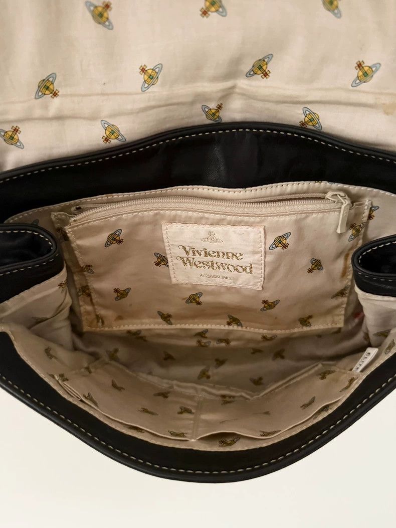 Vivienne Westwood Vivienne Westwood size os Black true leather Saturn embosse Size ONE SIZE - 8 Thumbnail