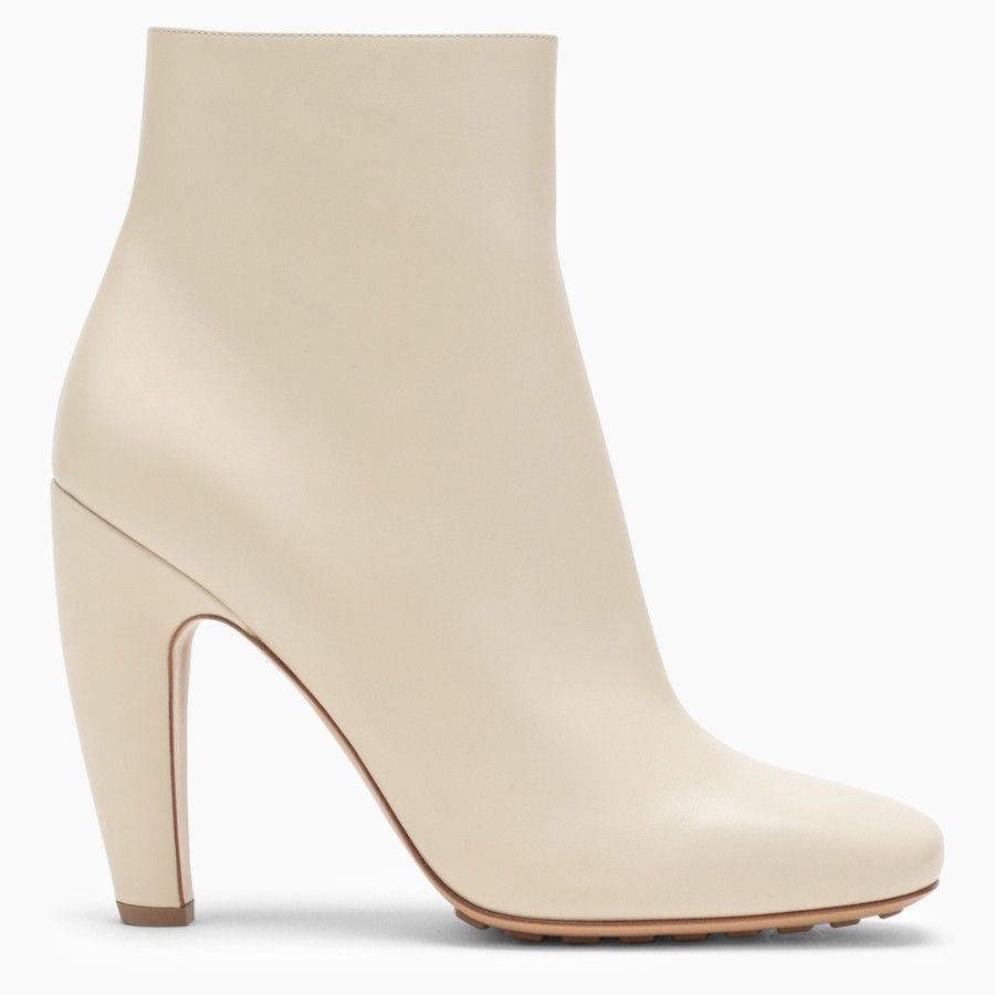 image of Bottega Veneta O1D2Blof0124 Boot In White, Women's (Size 10)