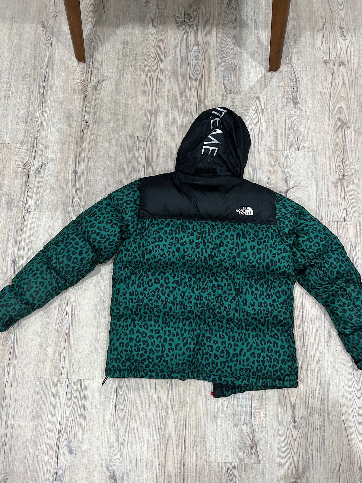 Supreme × The North Face Supreme North Face Leopard Size US M / EU 48-50 / 2 - 3 Thumbnail