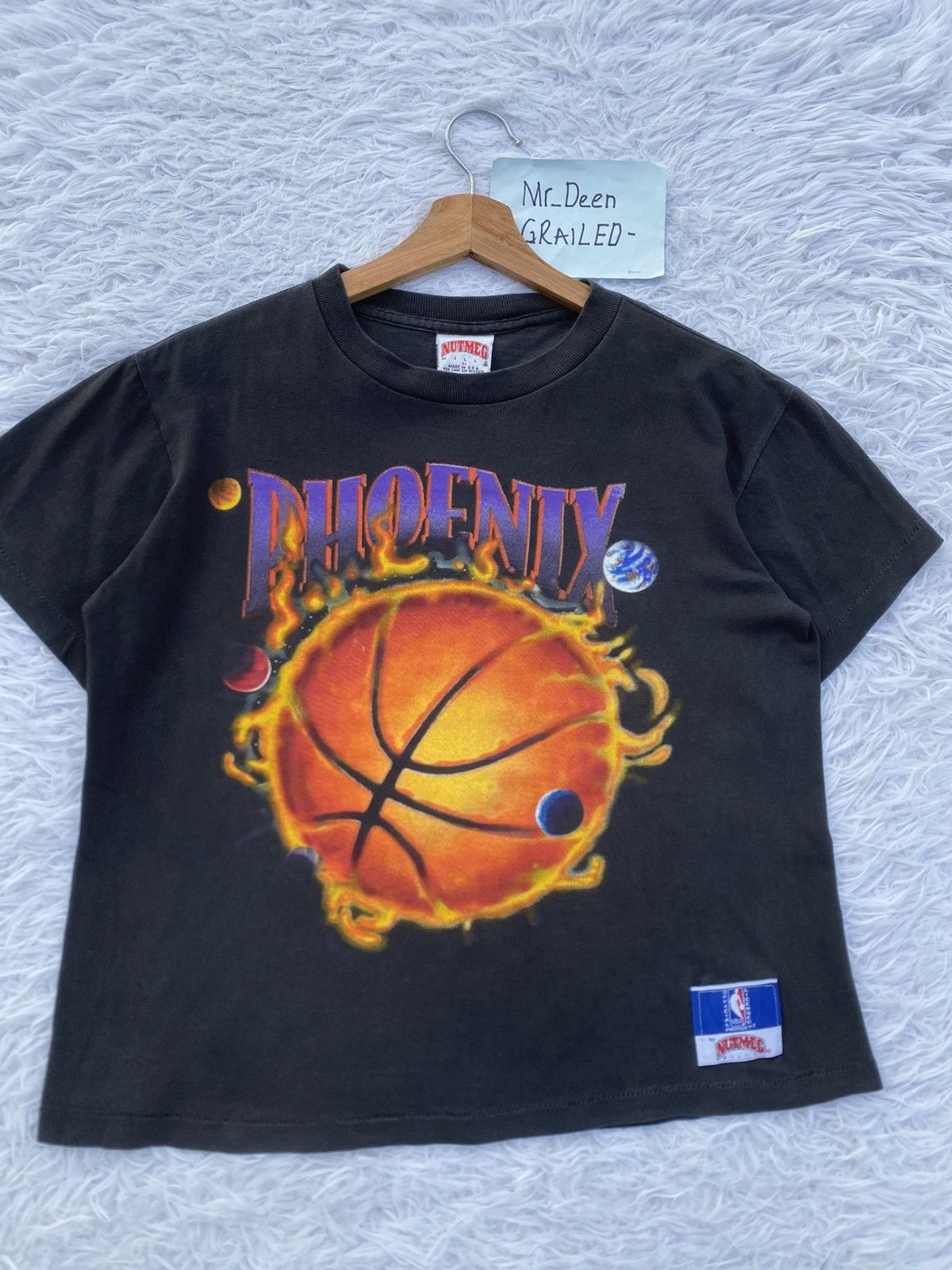 NBA Vtg 1993 Nutmeg Phoenix Suns Big Logo Fire Outer Space Tee Size US M / EU 48-50 / 2 - 4 Thumbnail