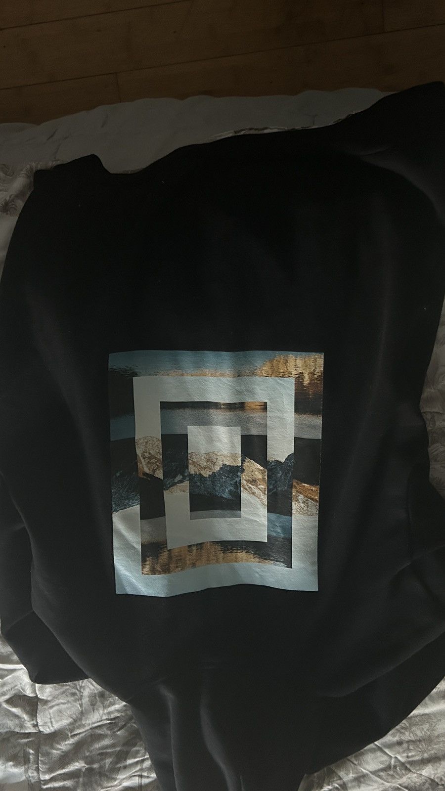H&M Altered perspectives Hoodie Size US S / EU 44-46 / 1 - 3 Thumbnail