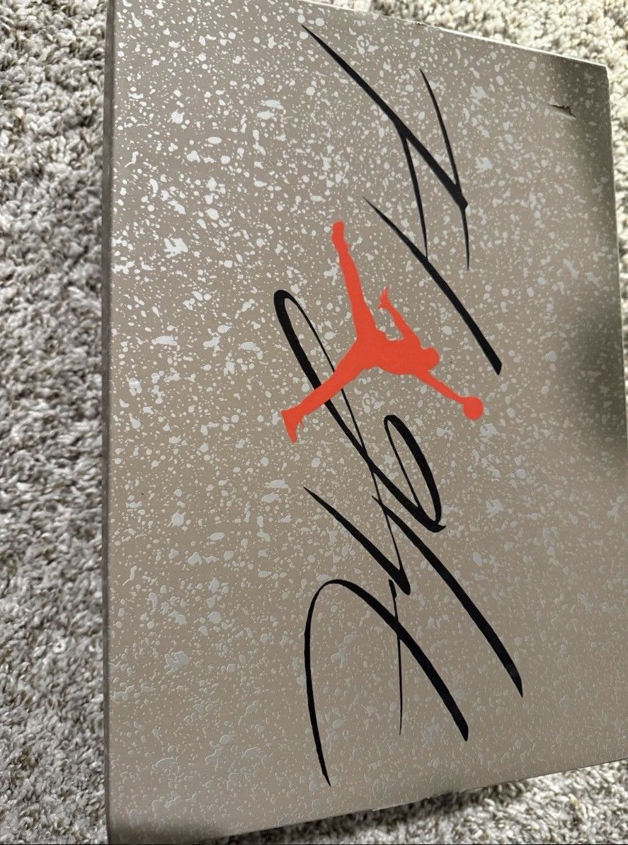 Jordan Brand Jordan 4 Taupe Haze Size US 11 / EU 44 - 3 Thumbnail