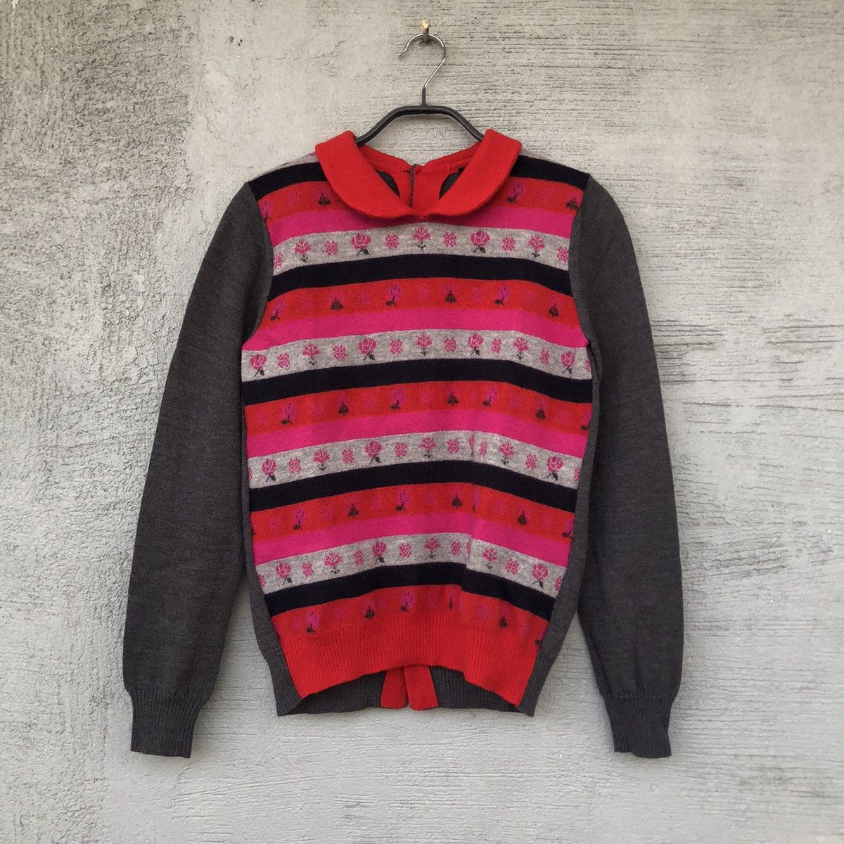 Tricot Comme des Garcons Tricot Comme Des Garcons Reverse Floral Cardigan Wool AD2018 Size S / US 4 / IT 40 - 1 Thumbnail