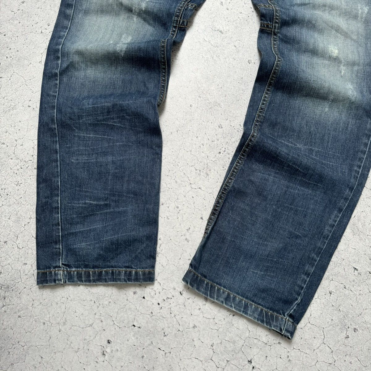Japanese Brand × Neighborhood × Vintage Neighborhood Faded Japanese Denim Distressed Jeans Size US 34 / EU 50 - 3 Thumbnail