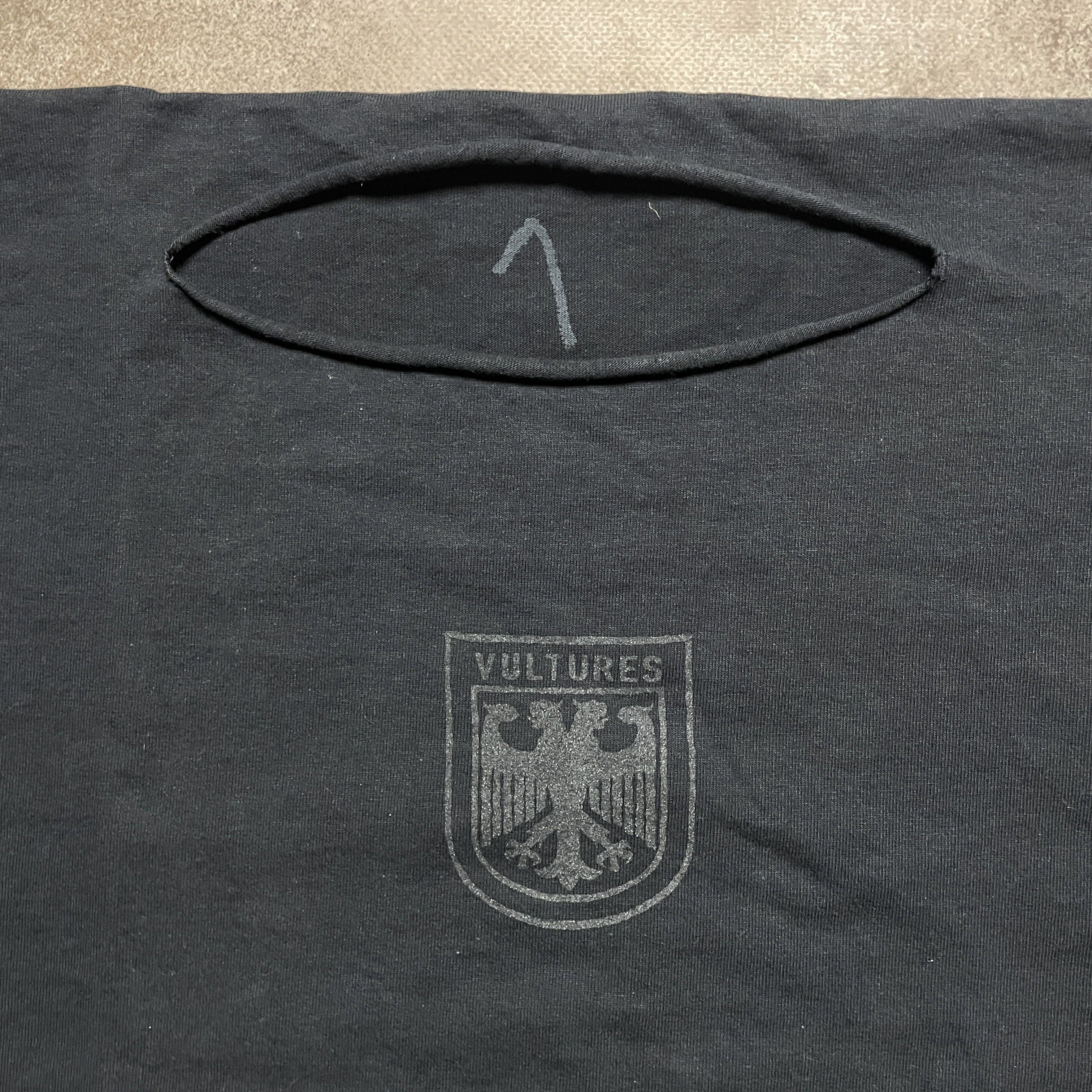 Yeezy Yeezy x Gosha Rubchinskiy Short Sleeve Vultures T-Shirt M Size US M / EU 48-50 / 2 - 2 Thumbnail