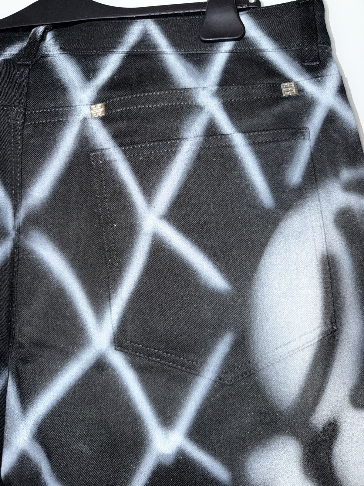 Chito × Givenchy Givenchy x Chito Graffiti Stretch Slim Fit Jeans Size US 36 / EU 52 - 8 Thumbnail