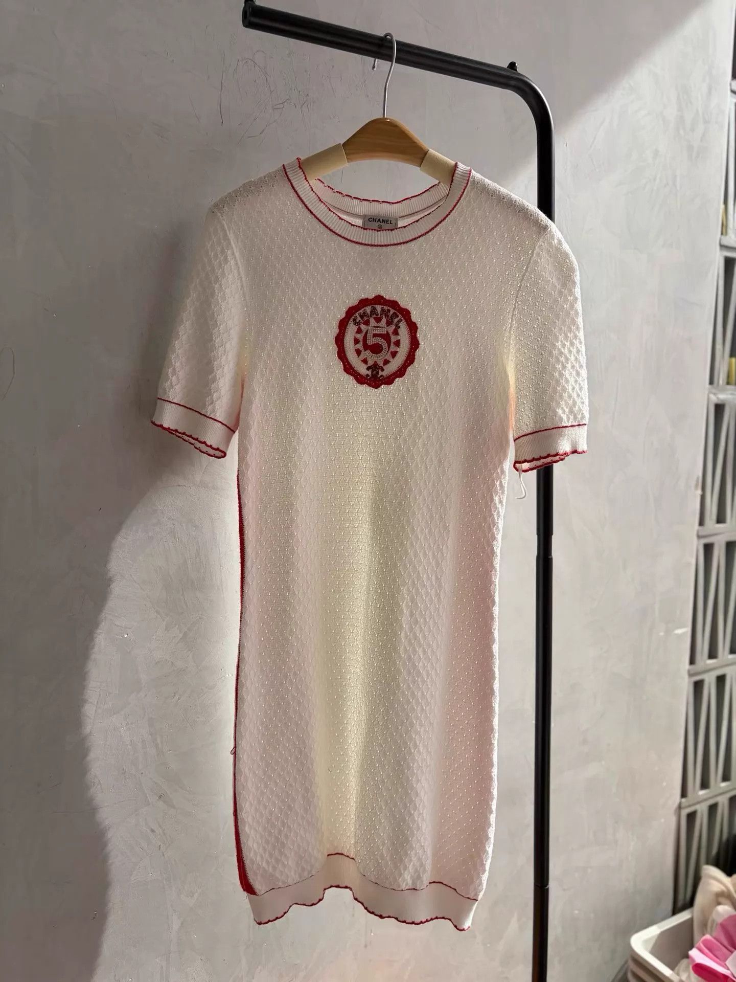 Chanel Chanel 23C S/Sleeve Fitted Dress Deadstock 36 Size XS / US 0-2 / IT 36-38 - 1 Thumbnail