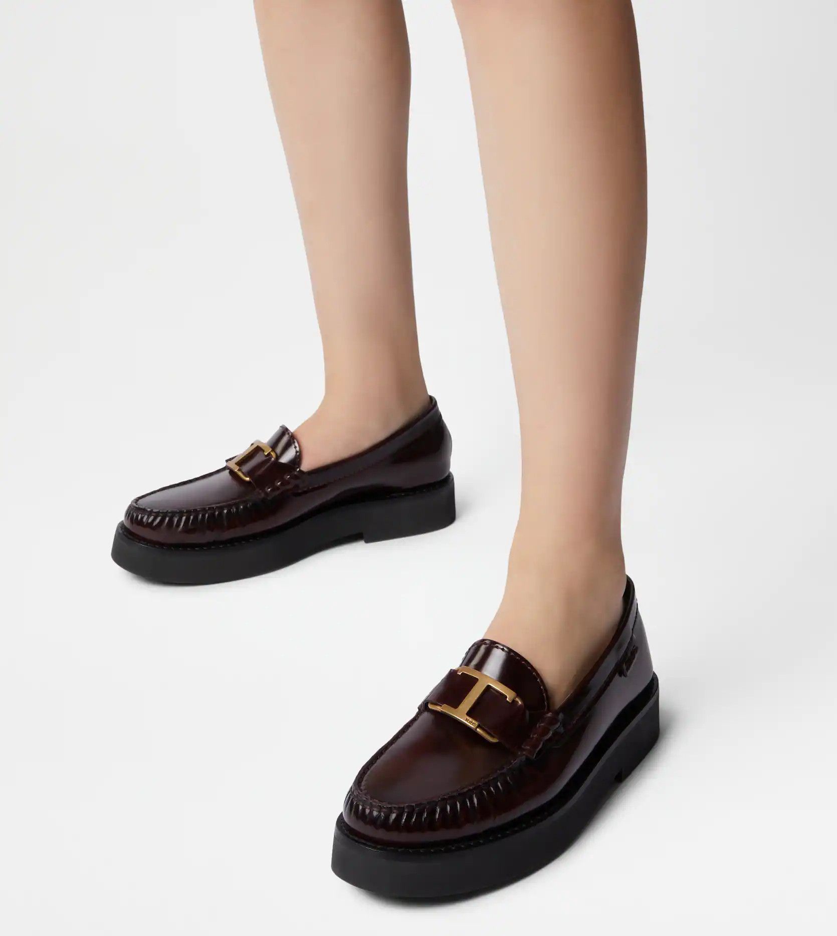 o1s22i1n1024 T Timeless Leather Loafers in Burgandy