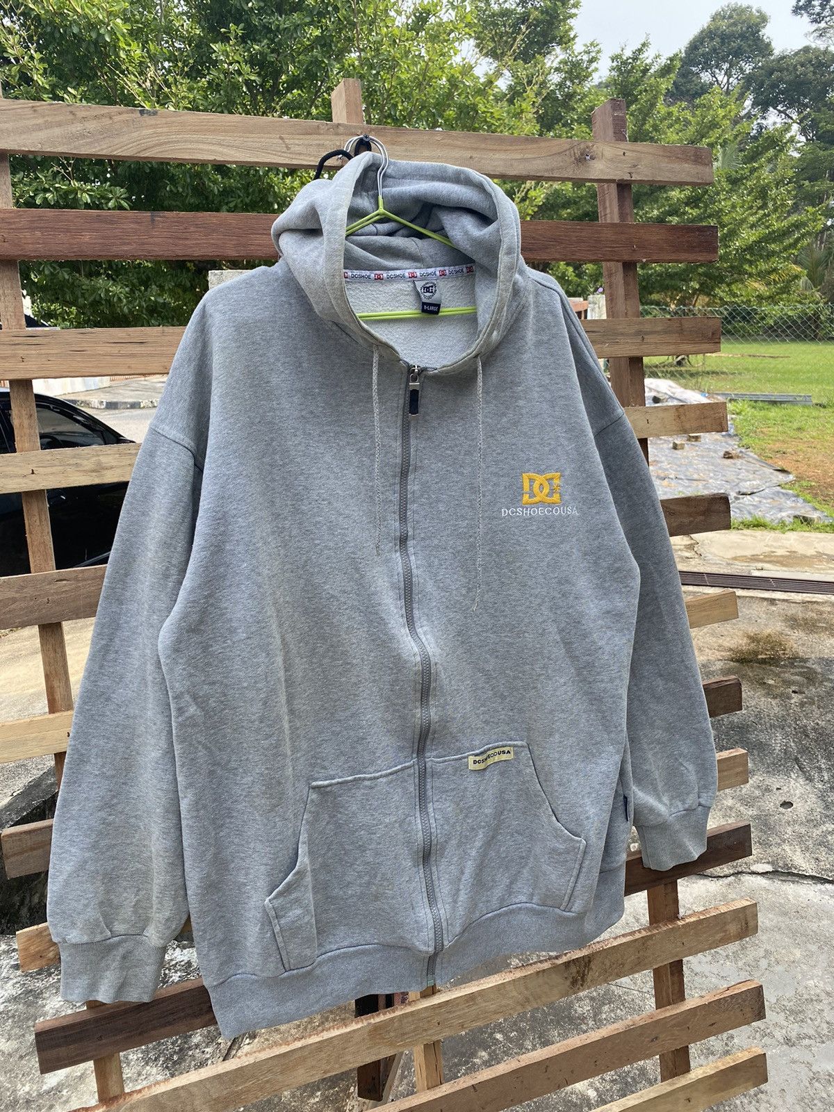 DC × Vintage Vintage Dc DCSHOECOUSA Big Logo Sweatshirt Hoodie Size US XL / EU 56 / 4 - 3 Thumbnail