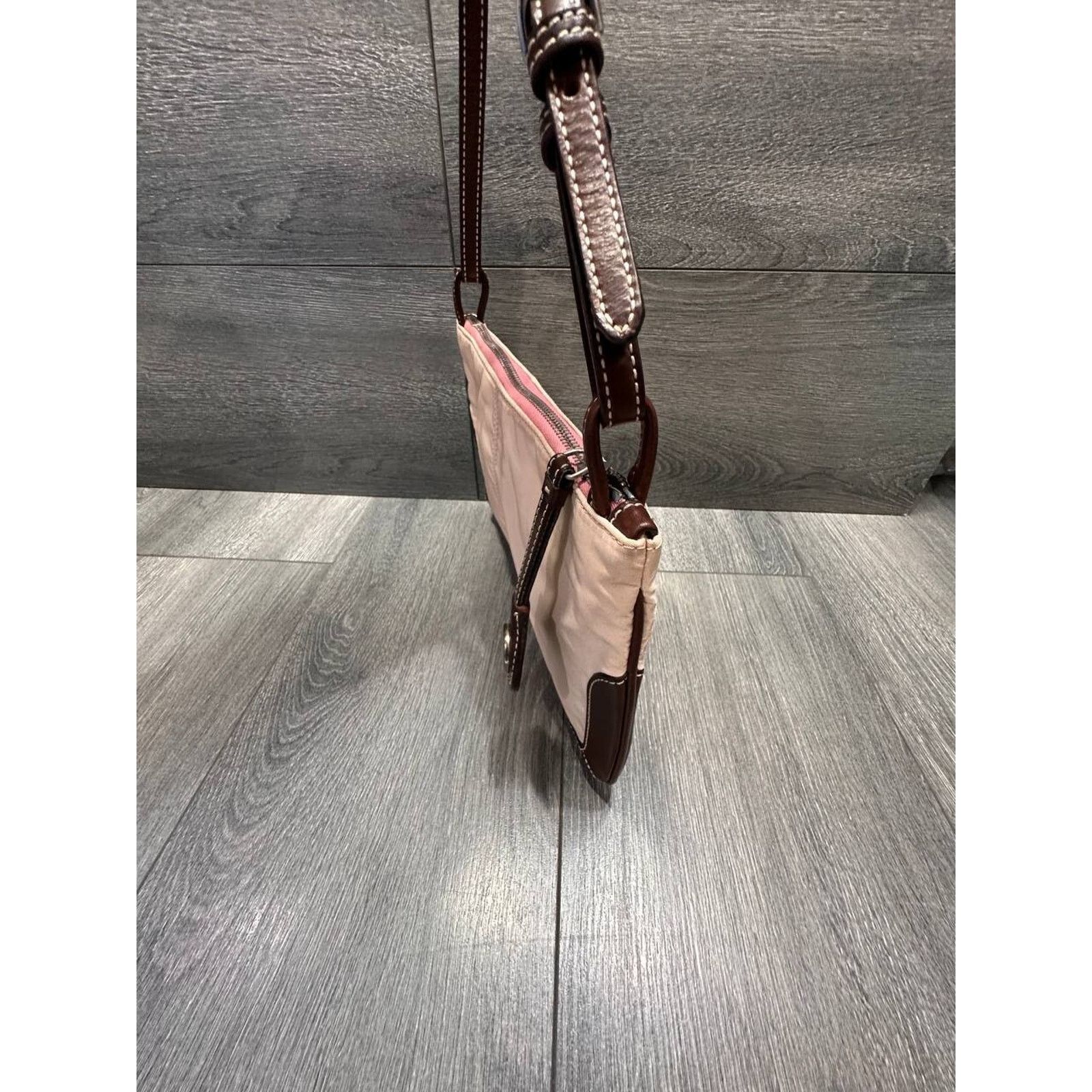 Dooney & Bourke Vintage Dooney & Bourke small shoulder bag Beige B000483 Size ONE SIZE - 2 Thumbnail