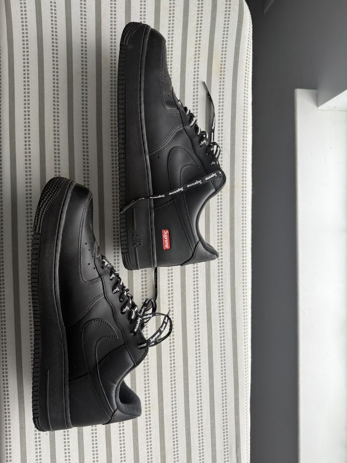 Nike × Supreme Supreme Forces Black Size US 12 / EU 45 - 2 Thumbnail