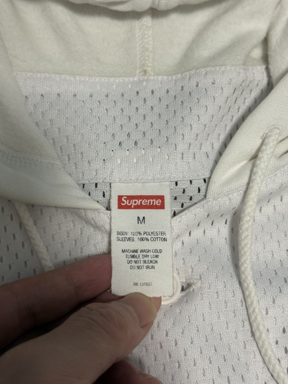 Supreme Supreme ss20 mesh hooded L/s baseball Jersey Size US M / EU 48-50 / 2 - 4 Thumbnail