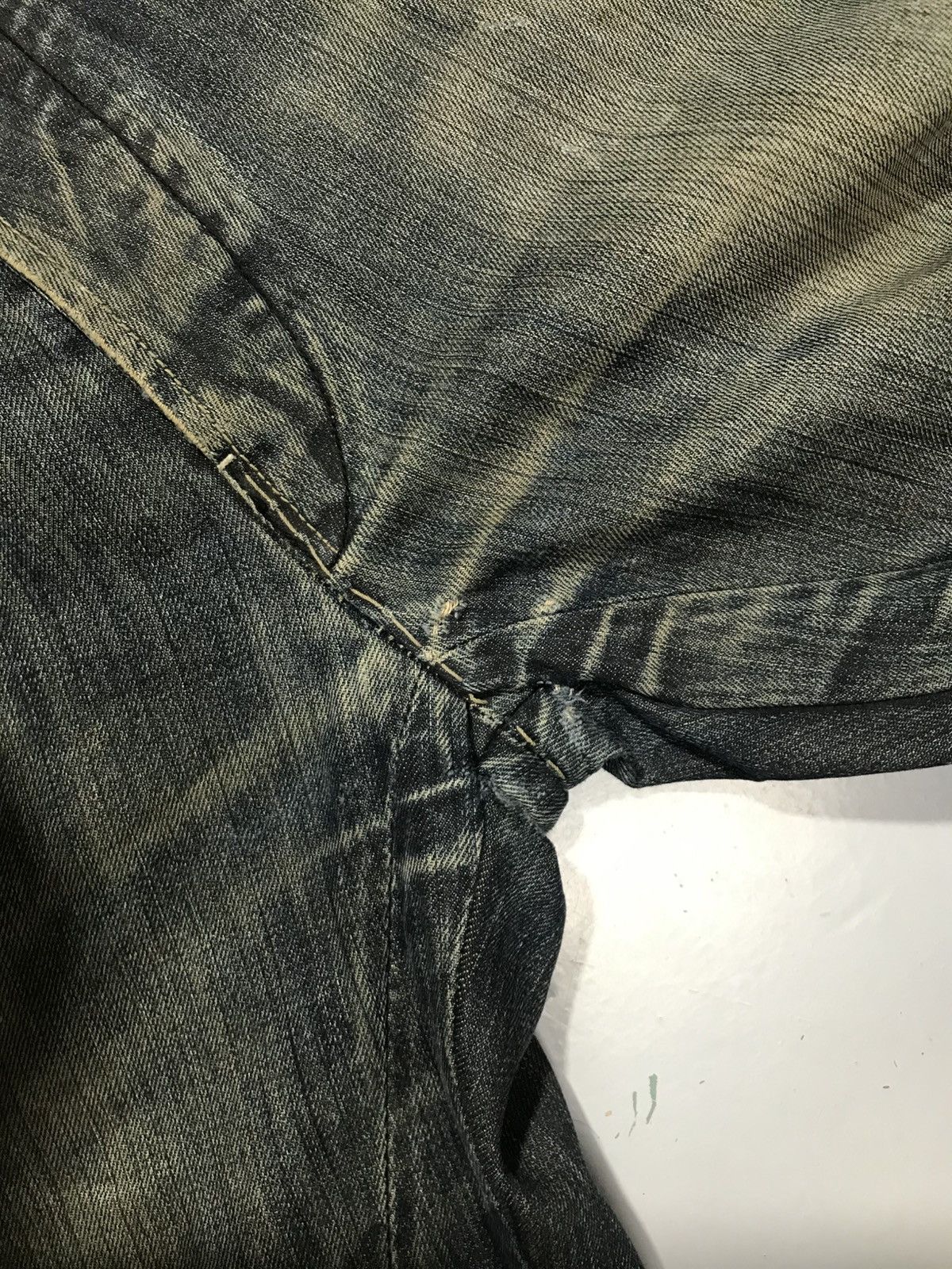 Ed Hardy Vintage ed hardy damaged denim Size US 34 / EU 50 - 6 Thumbnail