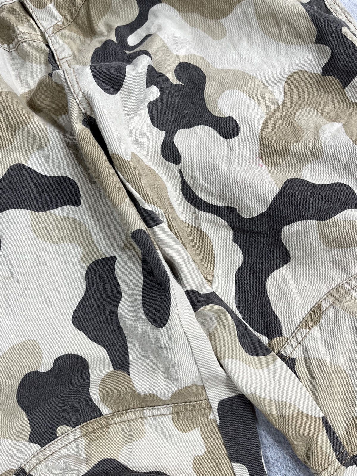 Japanese Brand × Vintage Vintage Y2K Low Rise camo double knee style pants japan M Size 28" / US 6 / IT 42 - 5 Thumbnail