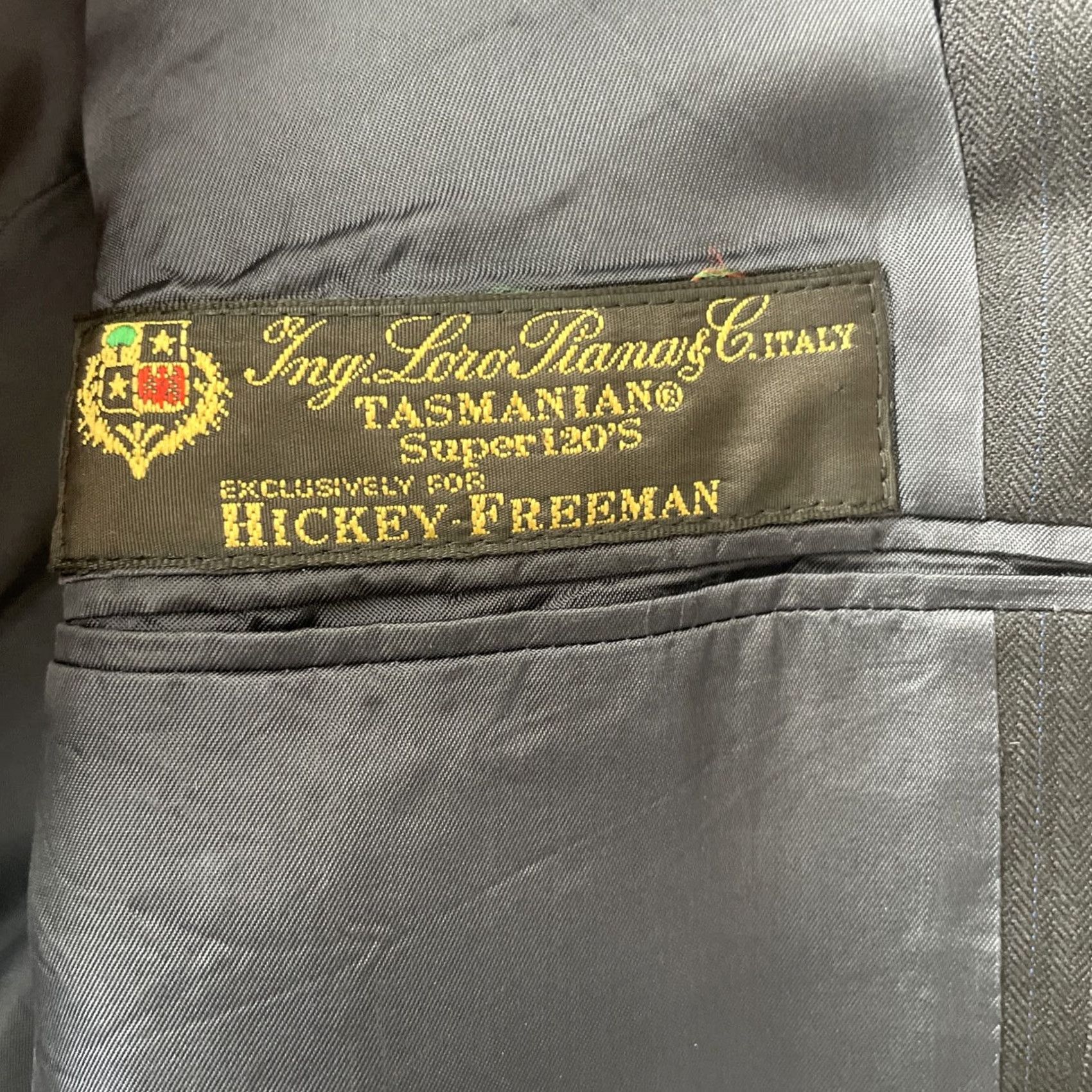 Loro Piana Hickey Freeman Blazer Men 42 Regular Wool Herringbone Two-Button Notch Lapel Long Single-Breasted Black 120s Tasmanian Loro Piana - 40? Size 42R - 4 Thumbnail