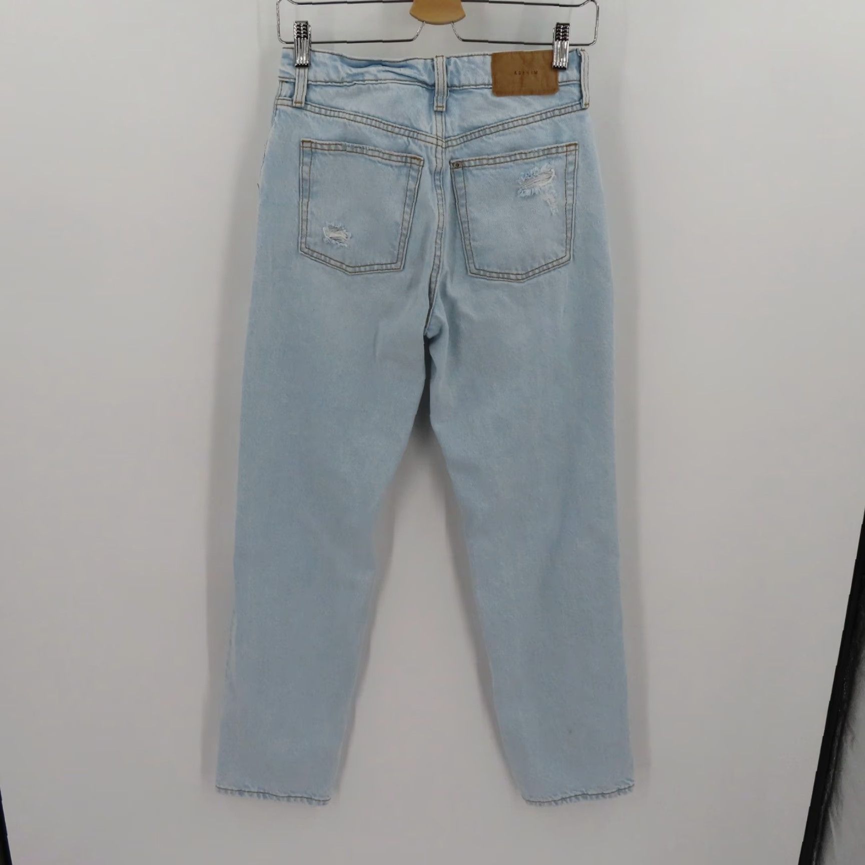 Denime VINTAGE &Denim Denim Blue 90s Boyfriend High Waist Jeans Button Fly Womens Size 2 Distressed Size 26" / US 2 / IT 38 - 6 Thumbnail