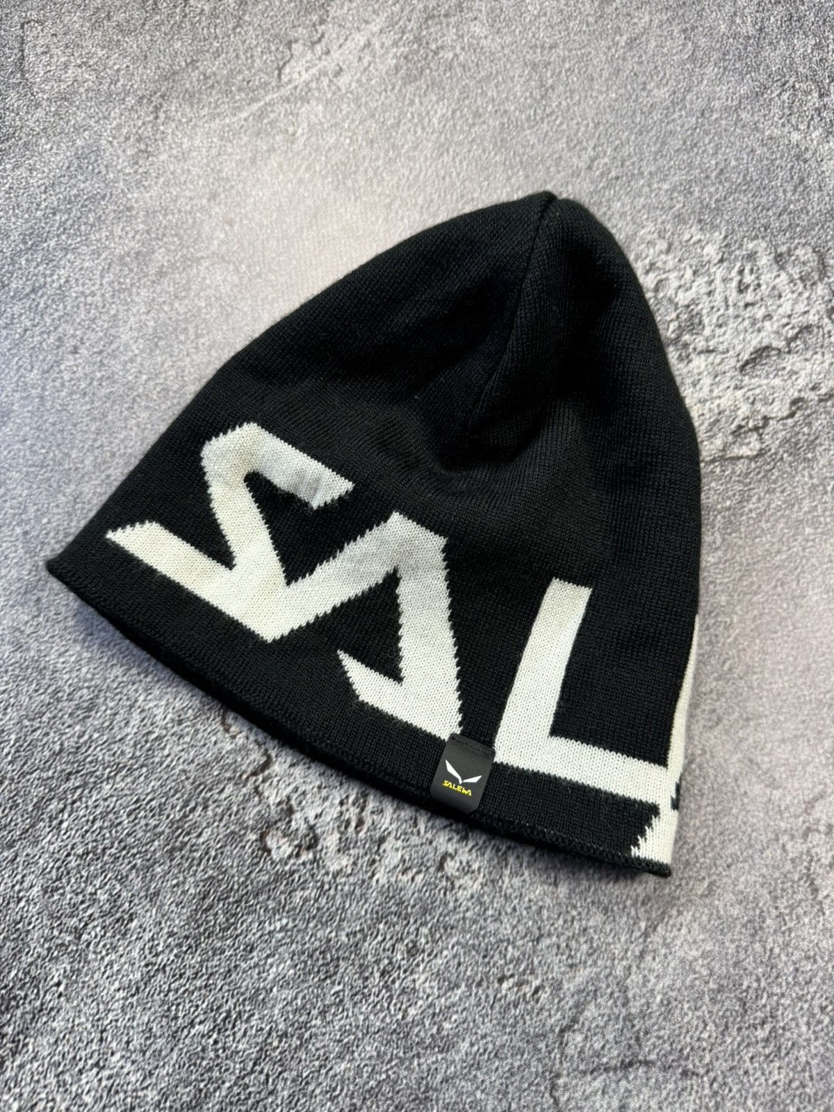 SALEWA Salewa Pure Logo Beanie — Perfect Condition Size ONE SIZE - 2 Thumbnail
