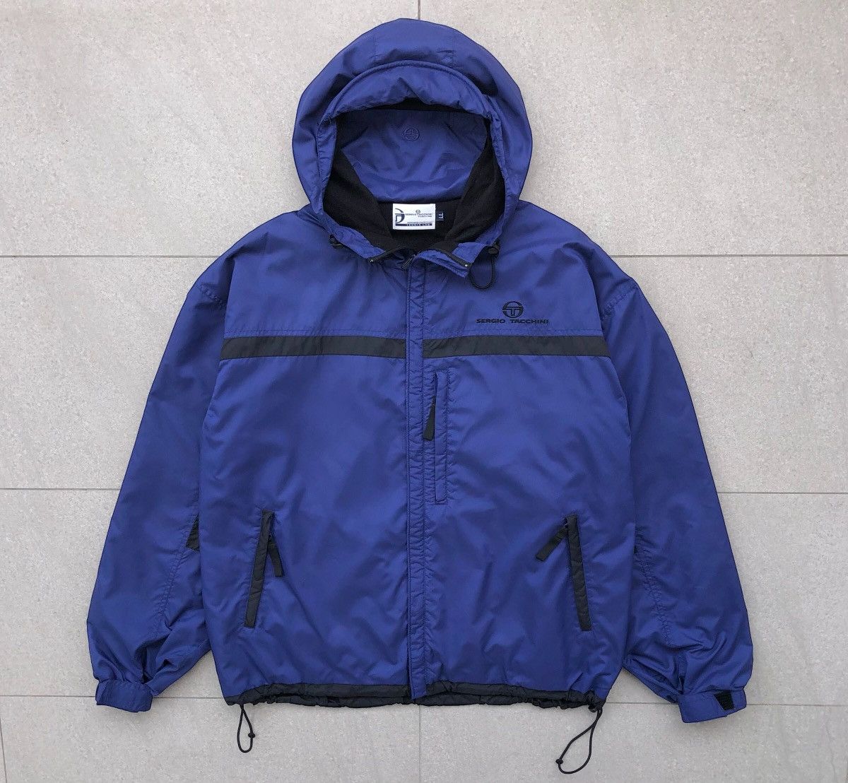 Sergio Tacchini Sergio Tacchini Embroidery Logo Windbreaker Jacket Size US L / EU 52-54 / 3 - 9 Thumbnail