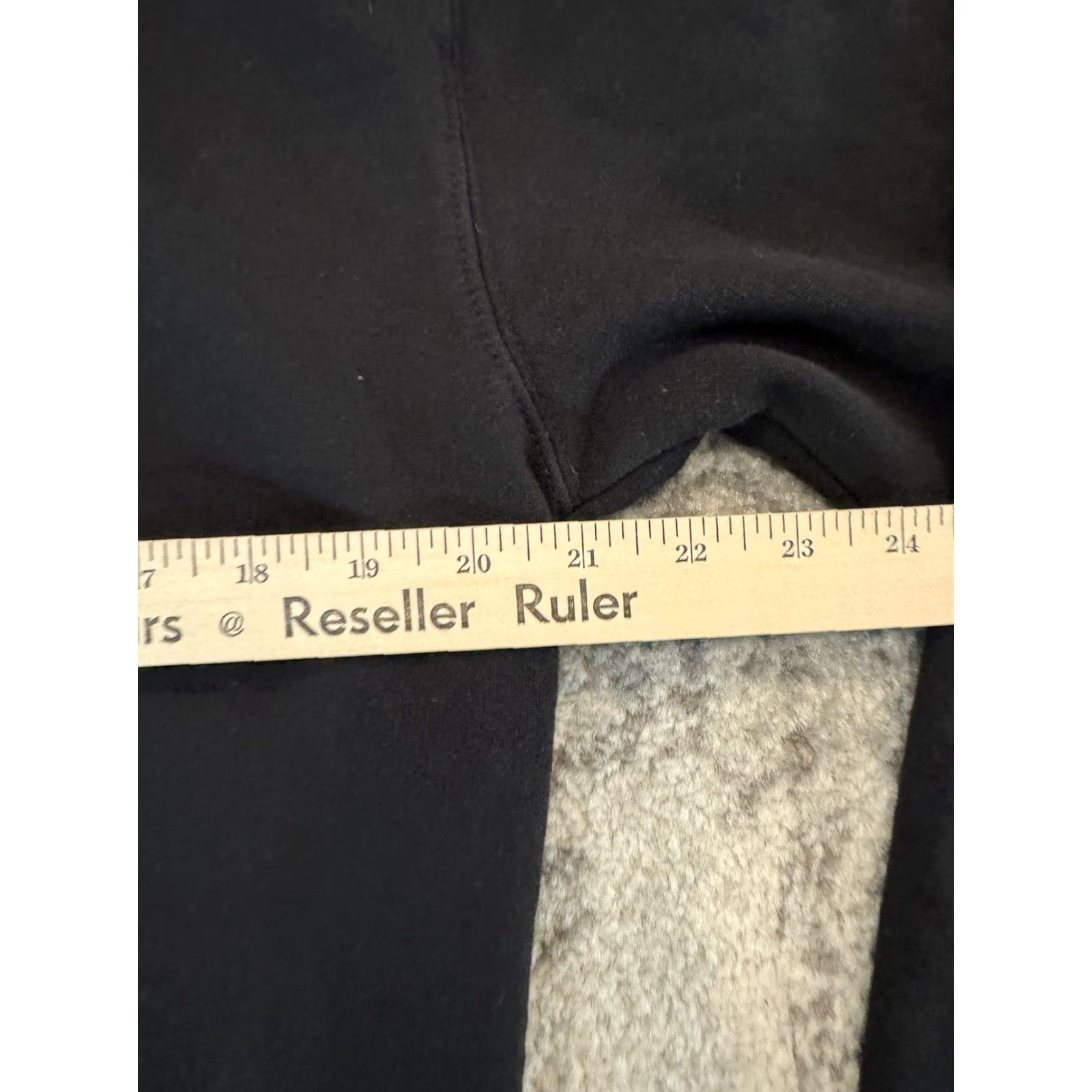Vintage VINTAGE Tango Charlie Lucy Buhat Sweatshirt Claim Your Power Crewneck Adult Large Black Unisex Mens Womens Size US L / EU 52-54 / 3 - 7 Thumbnail