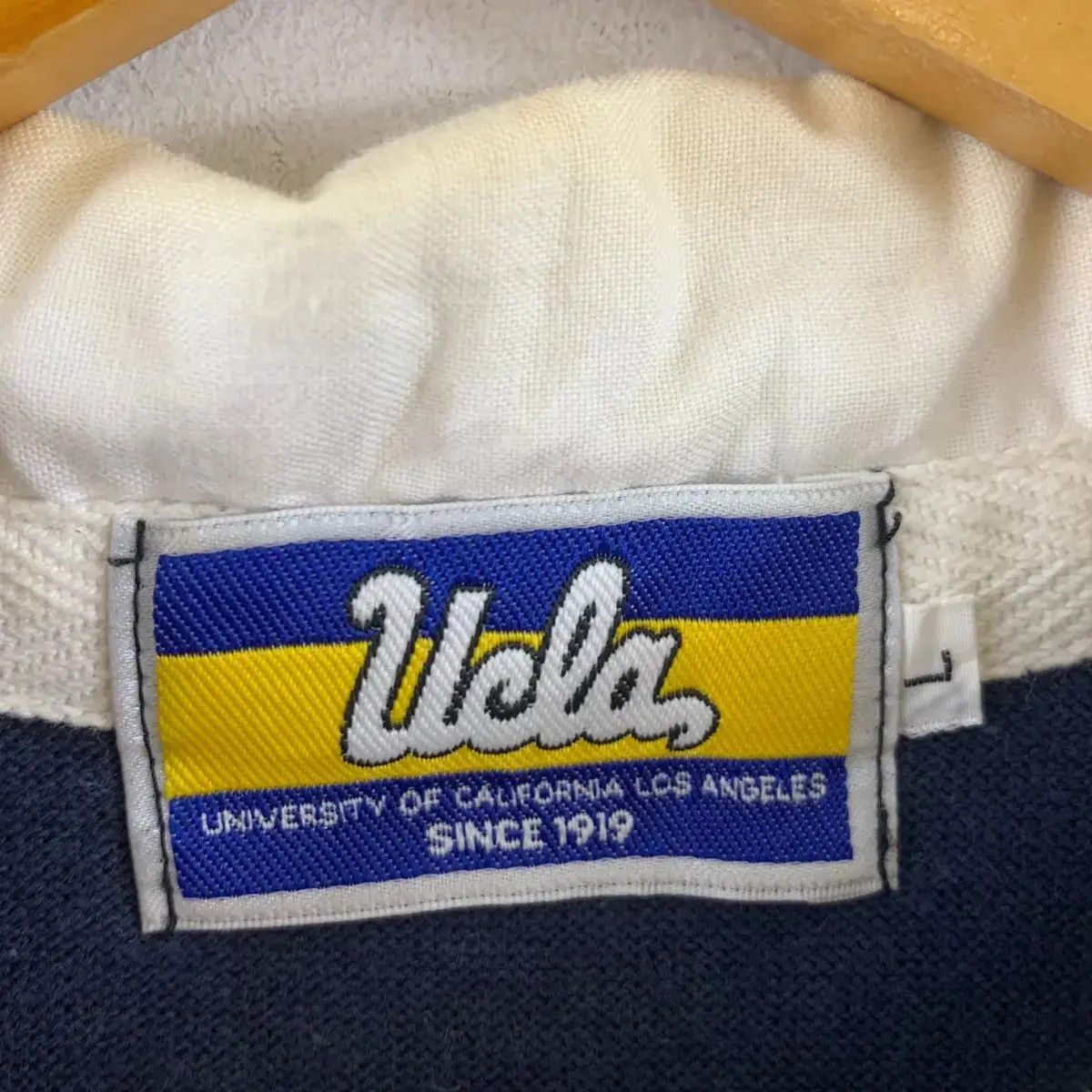 Vintage Vintage UCLA CALIFORNIA UNIVERISITY Rugby Sweatshirt Sweater Size L / US 10 / IT 46 - 4 Thumbnail