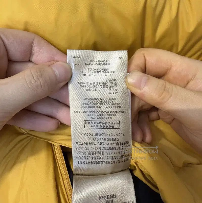 Burberry Burberry Yellow Logo Sleeveless Outerwear. Size US L / EU 52-54 / 3 - 4 Thumbnail