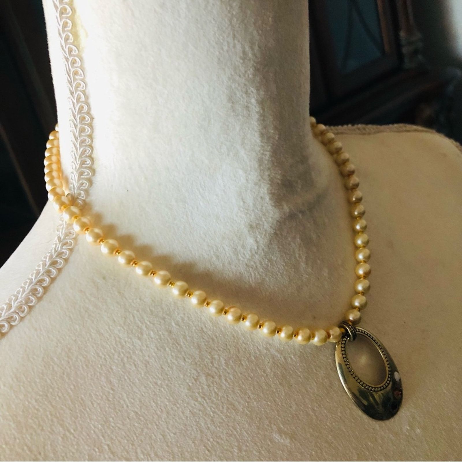 Handmade Handcrafted repurpose stone open raindrop Pearl necklace Size ONE SIZE - 3 Thumbnail
