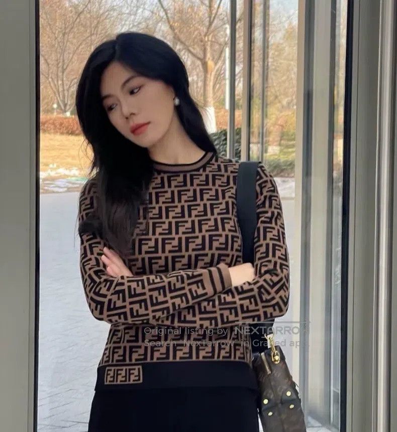 Fendi Fendi Dark brown logo letter all-over print round neck lon Size S / US 4 / IT 40 - 7 Thumbnail