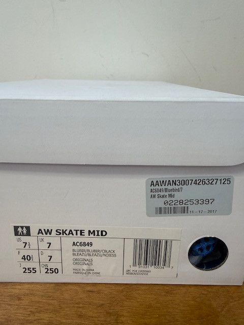 Adidas × Alexander Wang Adidas x Alexander Wang AW Skate Mid Blue Suede (AC6849) Size US 7.5 / EU 40-41 - 9 Thumbnail