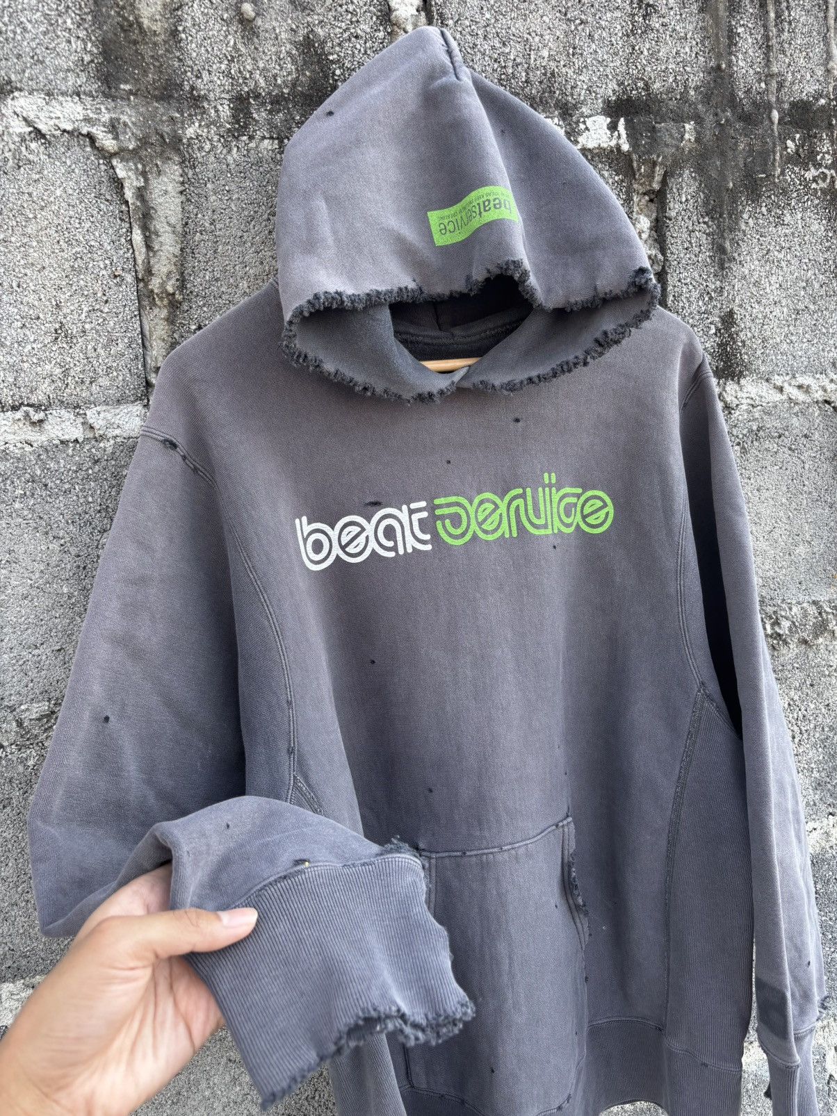 Vintage Reverse Thrashed Faded Distressed Hoodie Black Size US M / EU 48-50 / 2 - 2 Thumbnail