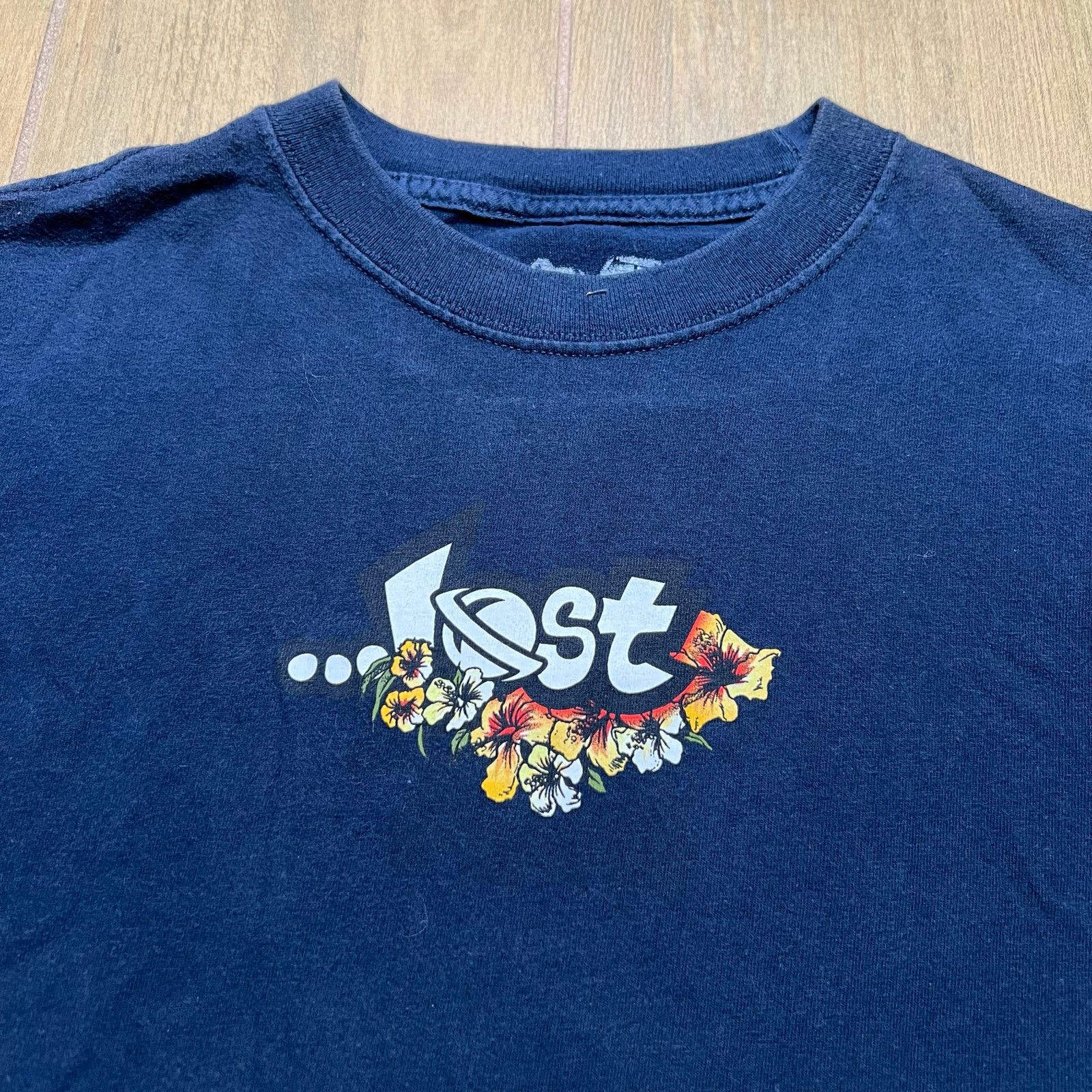 Vintage Y2K Lost Enterprises Surf Graphic T Shirt Mens Small Navy Size US S / EU 44-46 / 1 - 2 Thumbnail
