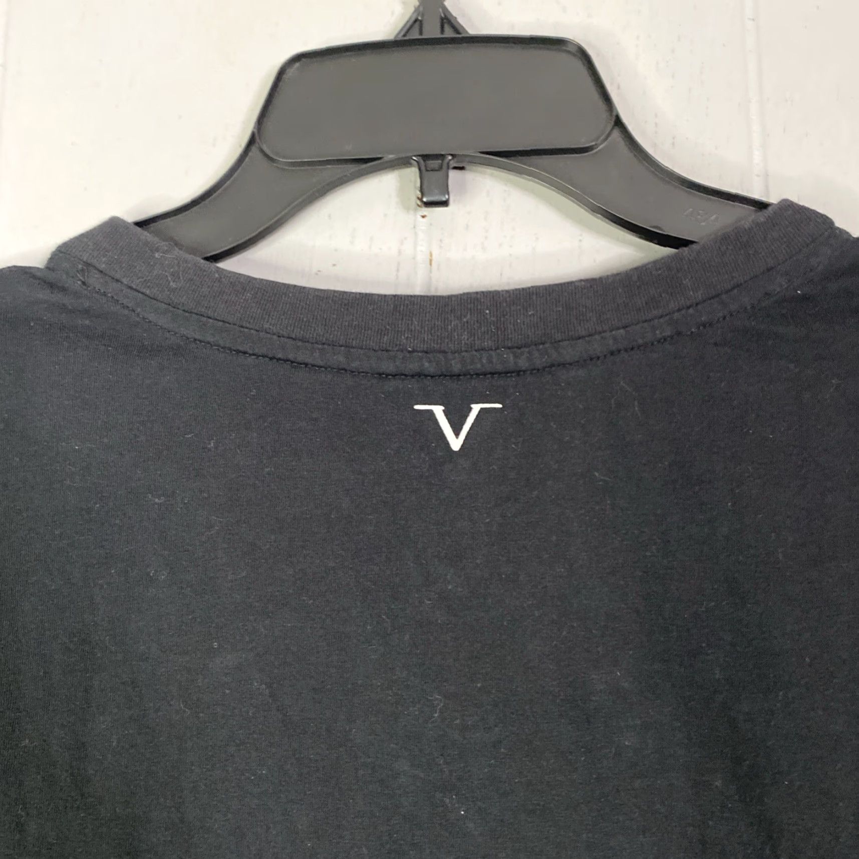 Versace VINTAGE Versace 19-69 Italia Long Sleeve Black V-Neck Shirt Lion Crown Mens L Size US L / EU 52-54 / 3 - 5 Thumbnail