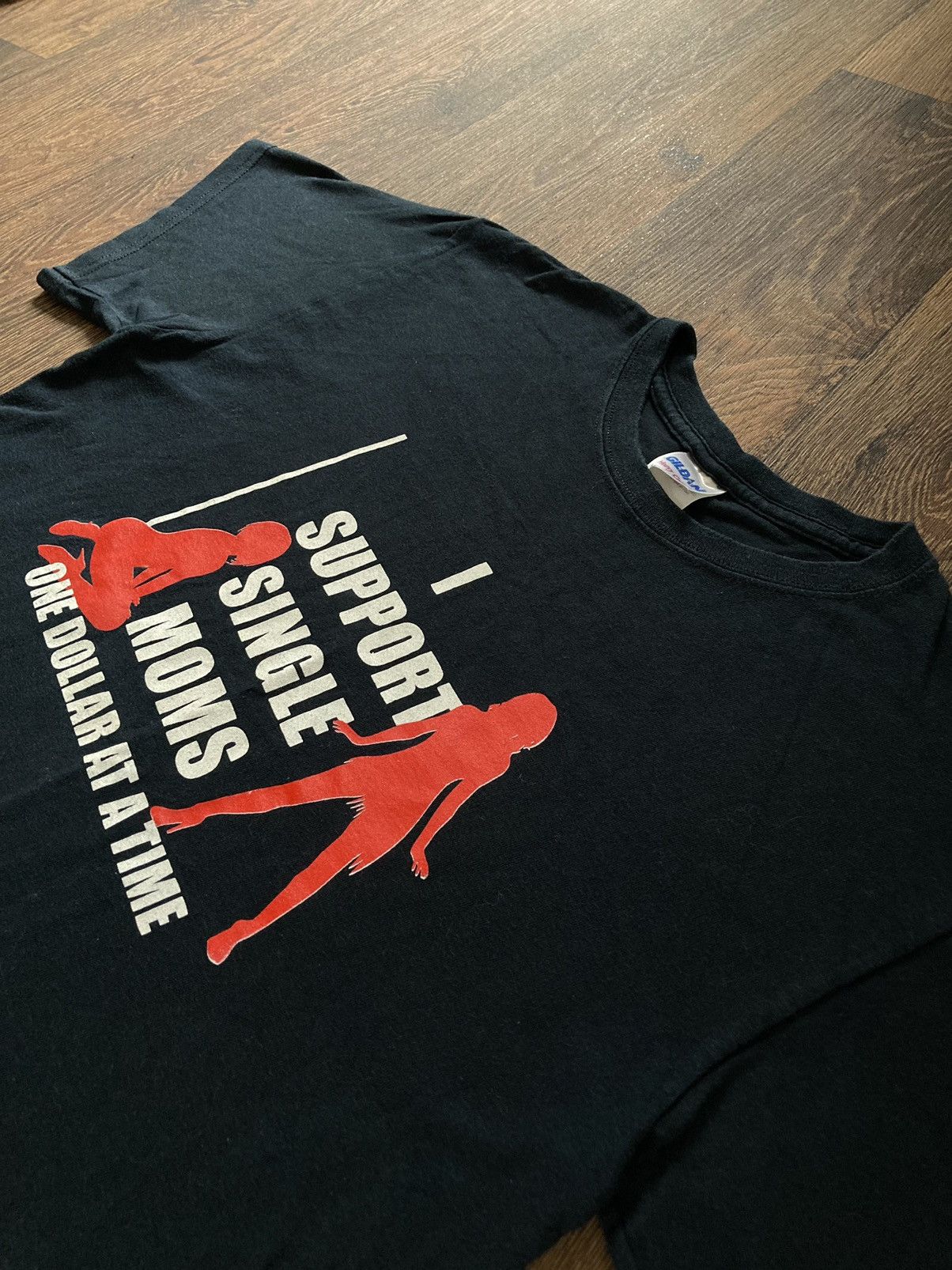 Vintage “I Support Single Moms” Stripper Promo Tee Size US M / EU 48-50 / 2 - 3 Thumbnail