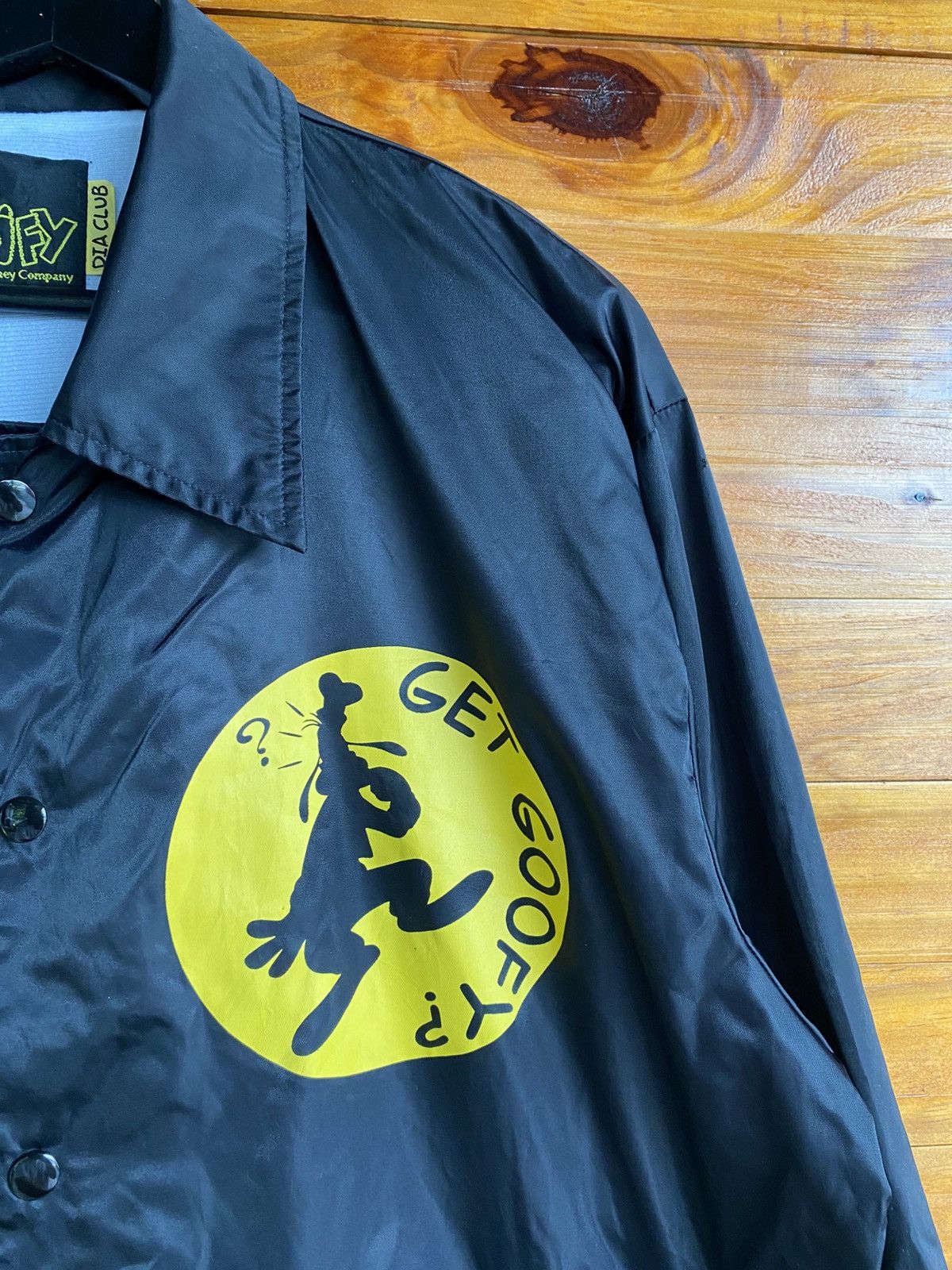 Disney Vintage Disney Goofy Coaches Jacket – 90s Black Nylon Size US L / EU 52-54 / 3 - 6 Thumbnail