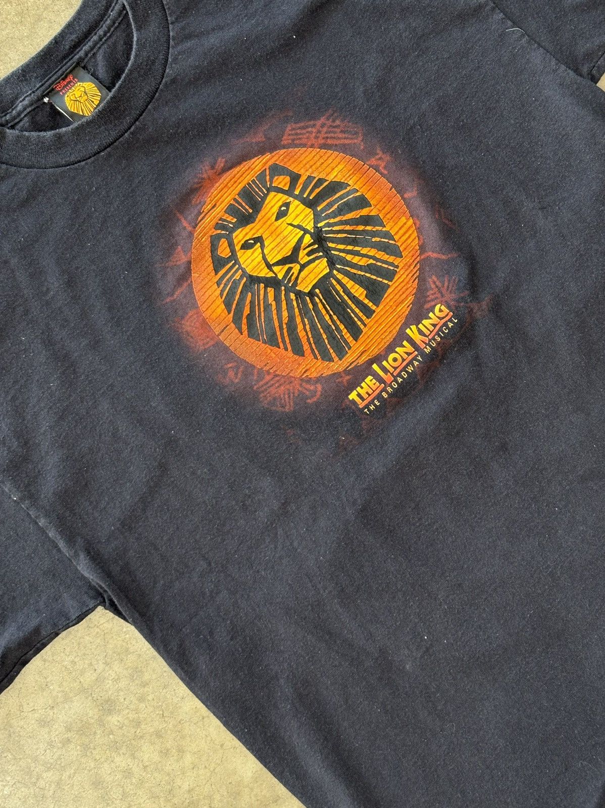 Disney × Vintage Vintage Disney Lion King Broadway Musical New York Tee Large Size US L / EU 52-54 / 3 - 1 Thumbnail