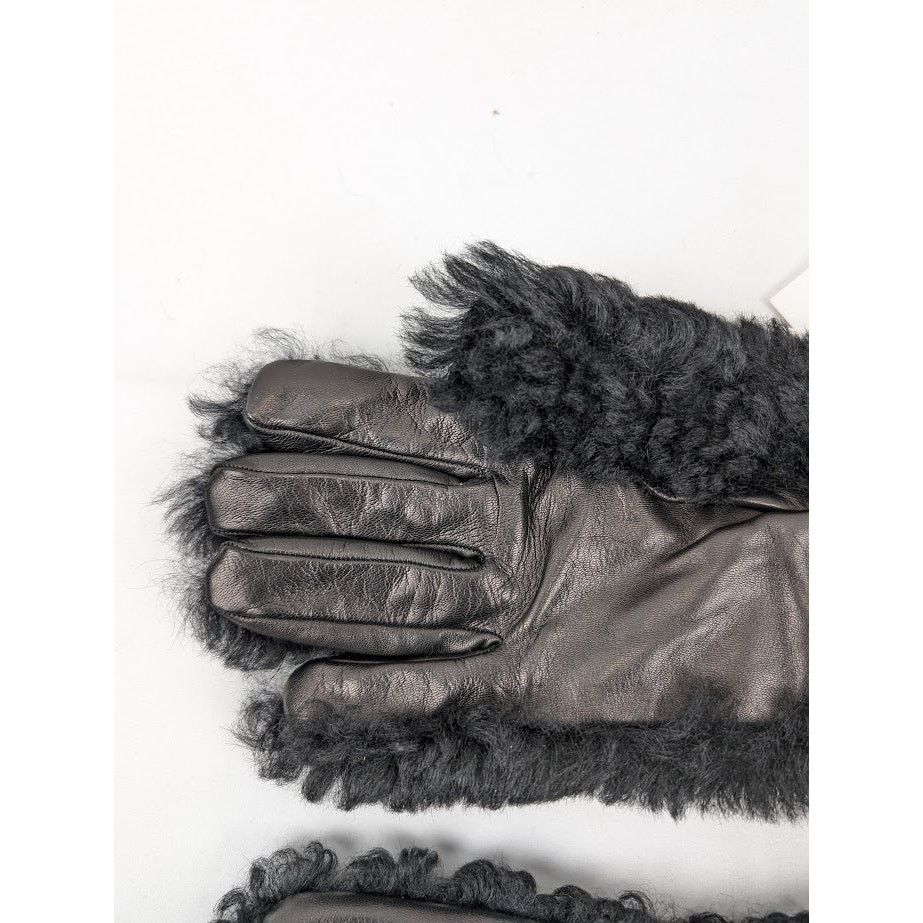 Bottega Veneta o1rshd1 Size: 9 / Gloves Teddy Shearling in Black Size ONE SIZE - 8 Thumbnail