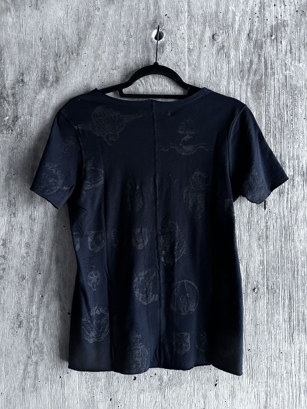 Yasuyuki Ishii YASUYUKI ISHII EMBLEM T SHIRT Size US S / EU 44-46 / 1 - 3 Thumbnail