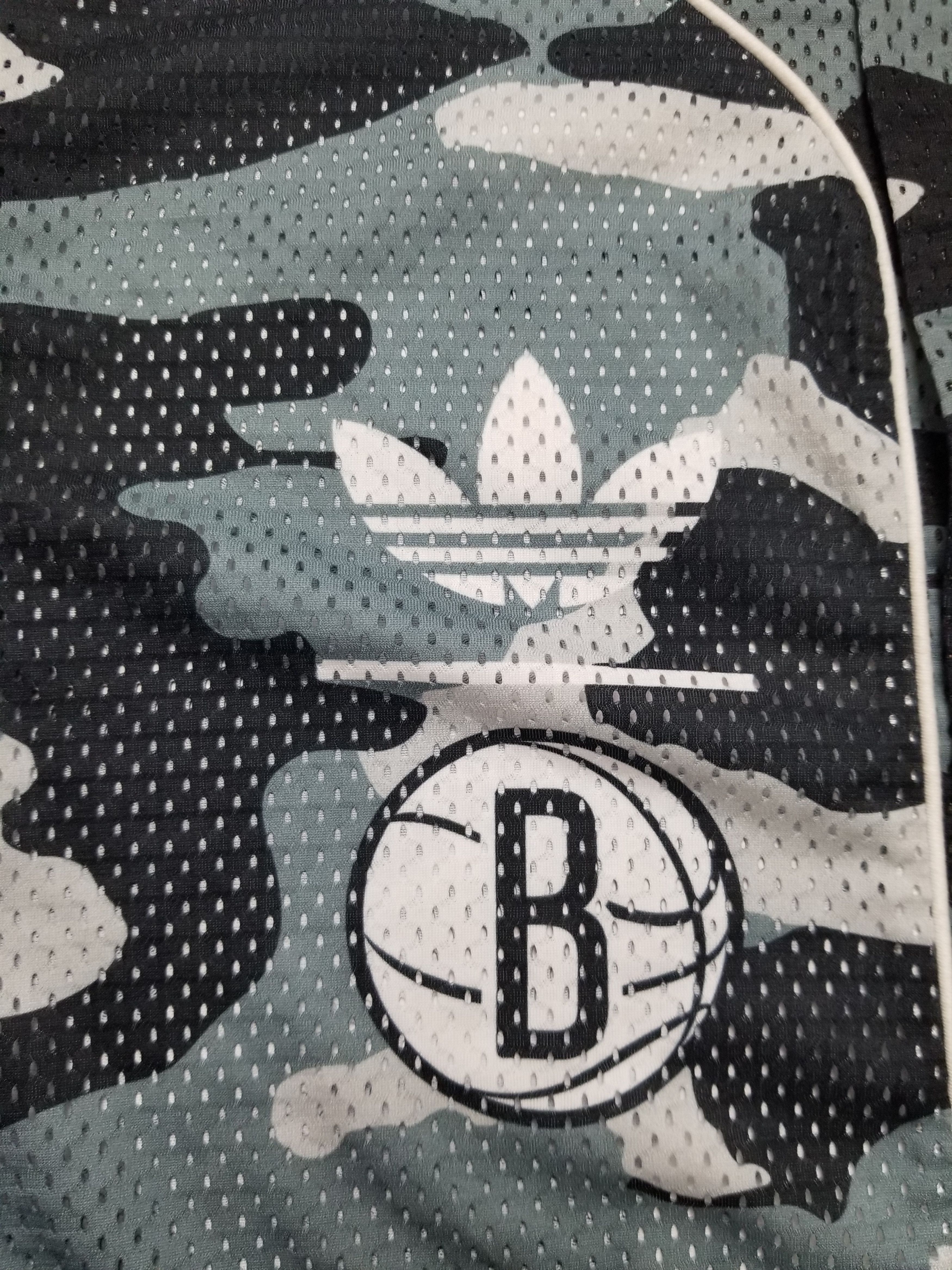 Adidas BROOKLYN NETS NBA BASKETBALL JERSEY ADIDAS ORIGINAL CAMO Size US M / EU 48-50 / 2 - 6 Thumbnail