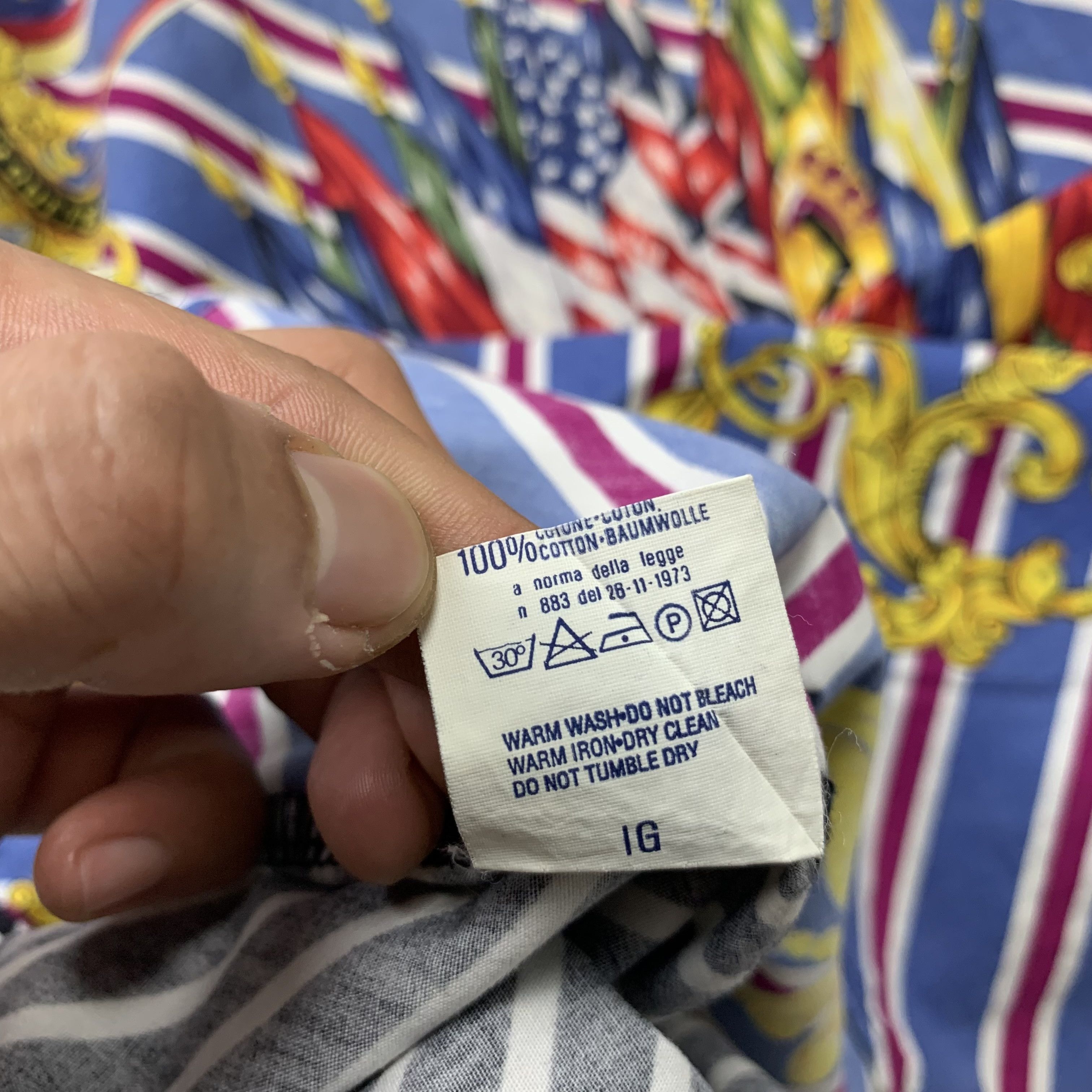 Versace Vintage Versace Jeans Couture Button Up Shirt Size US S / EU 44-46 / 1 - 8 Thumbnail
