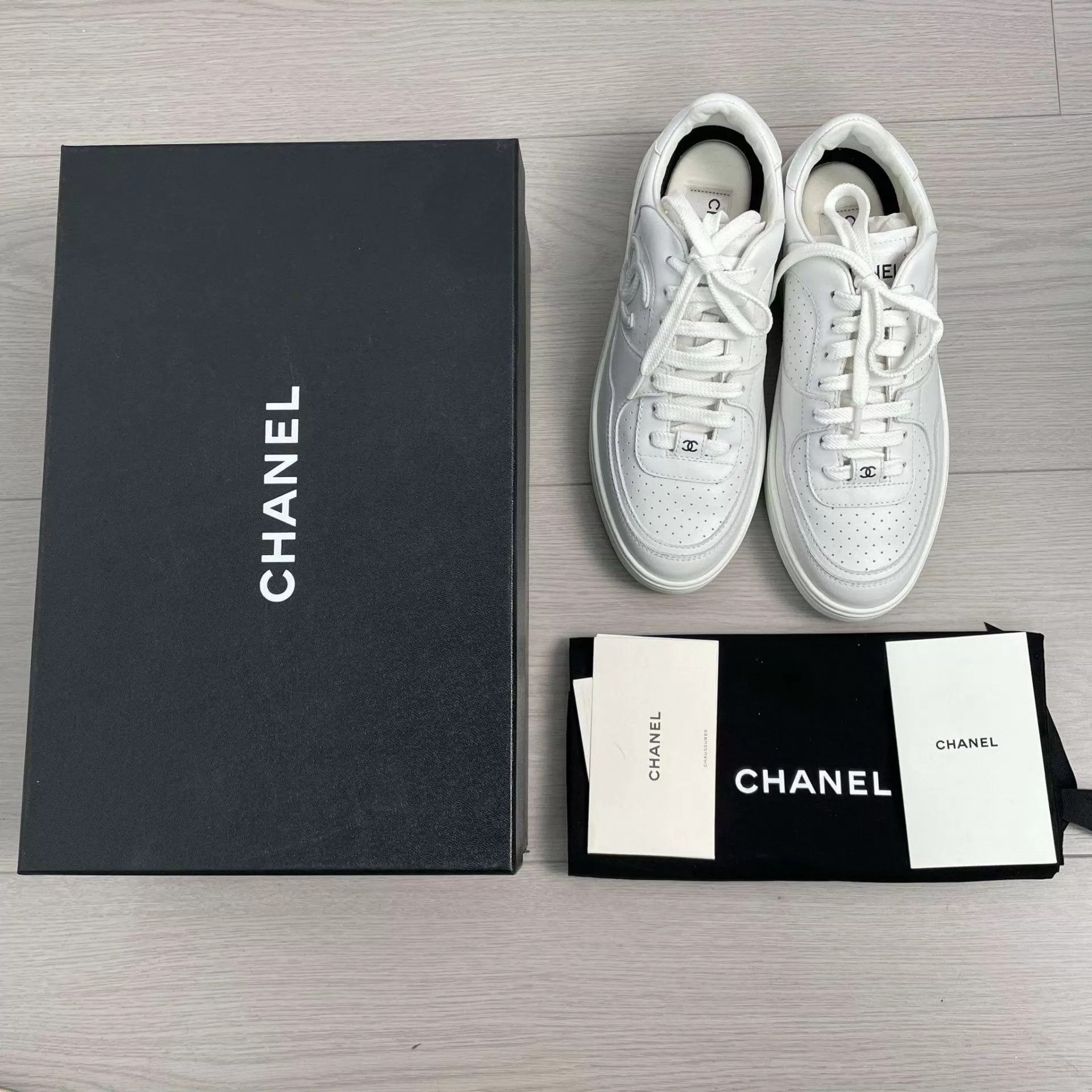 Chanel Chanel white calfskin sneakers size 37 Size US 6.5 / IT 36.5 - 1 Thumbnail