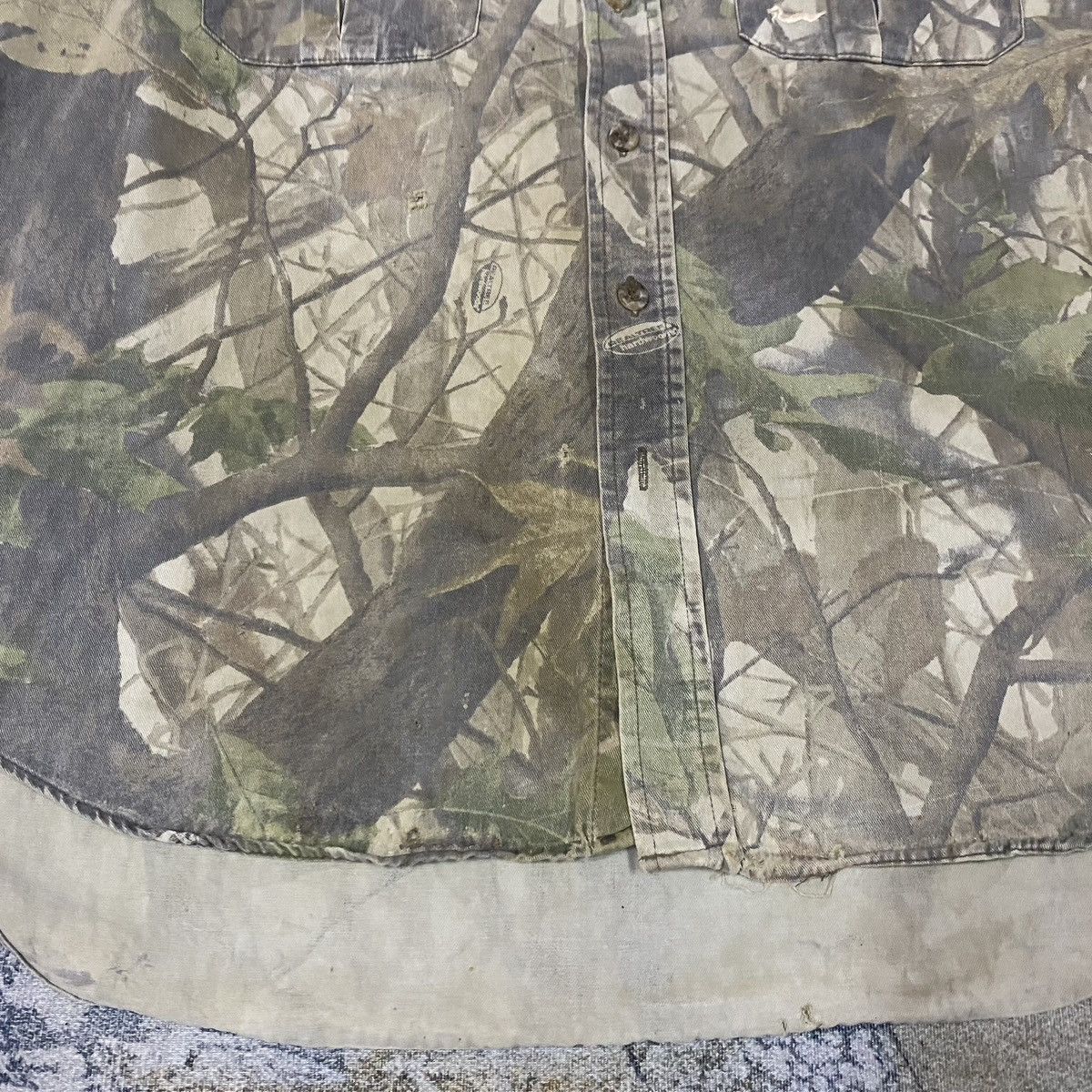 Japanese Brand × Realtree × Vintage Vintage Realtree Hardwoods by Duxbak Thrasher Button Up Size US XL / EU 56 / 4 - 5 Thumbnail